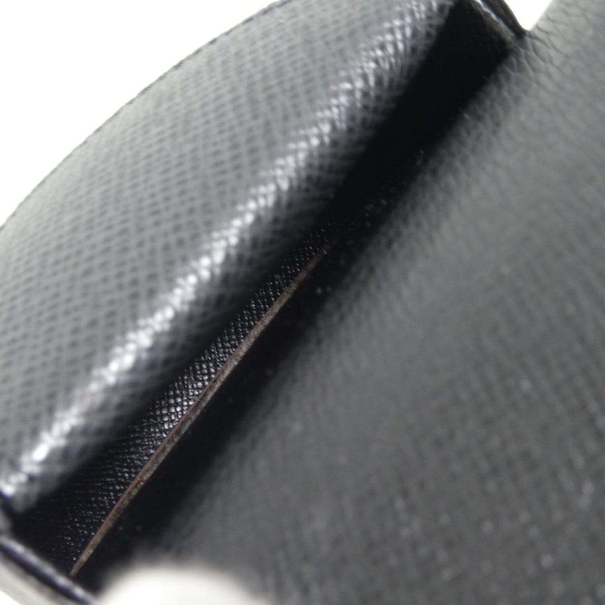 Louis Vuitton Black Taiga Leather Coin Purse/Coin Case (Pre-Owned)