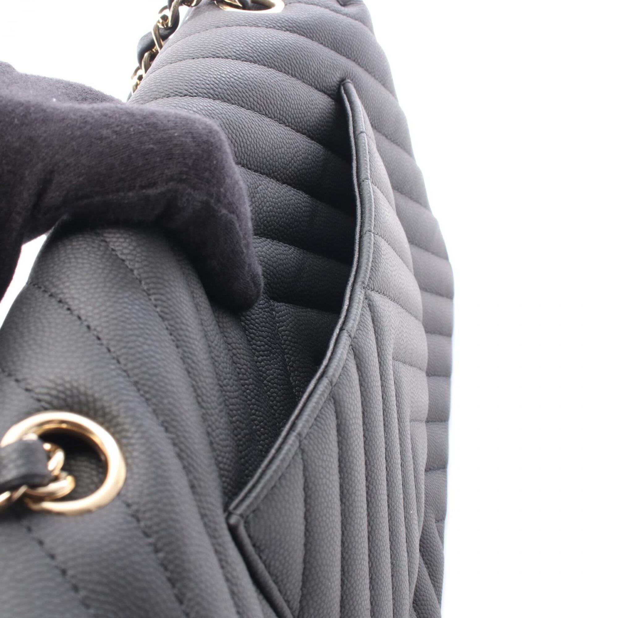 Chanel Black Grained Calfskin Handbag Shoulder Bag (Pre-Owned)
