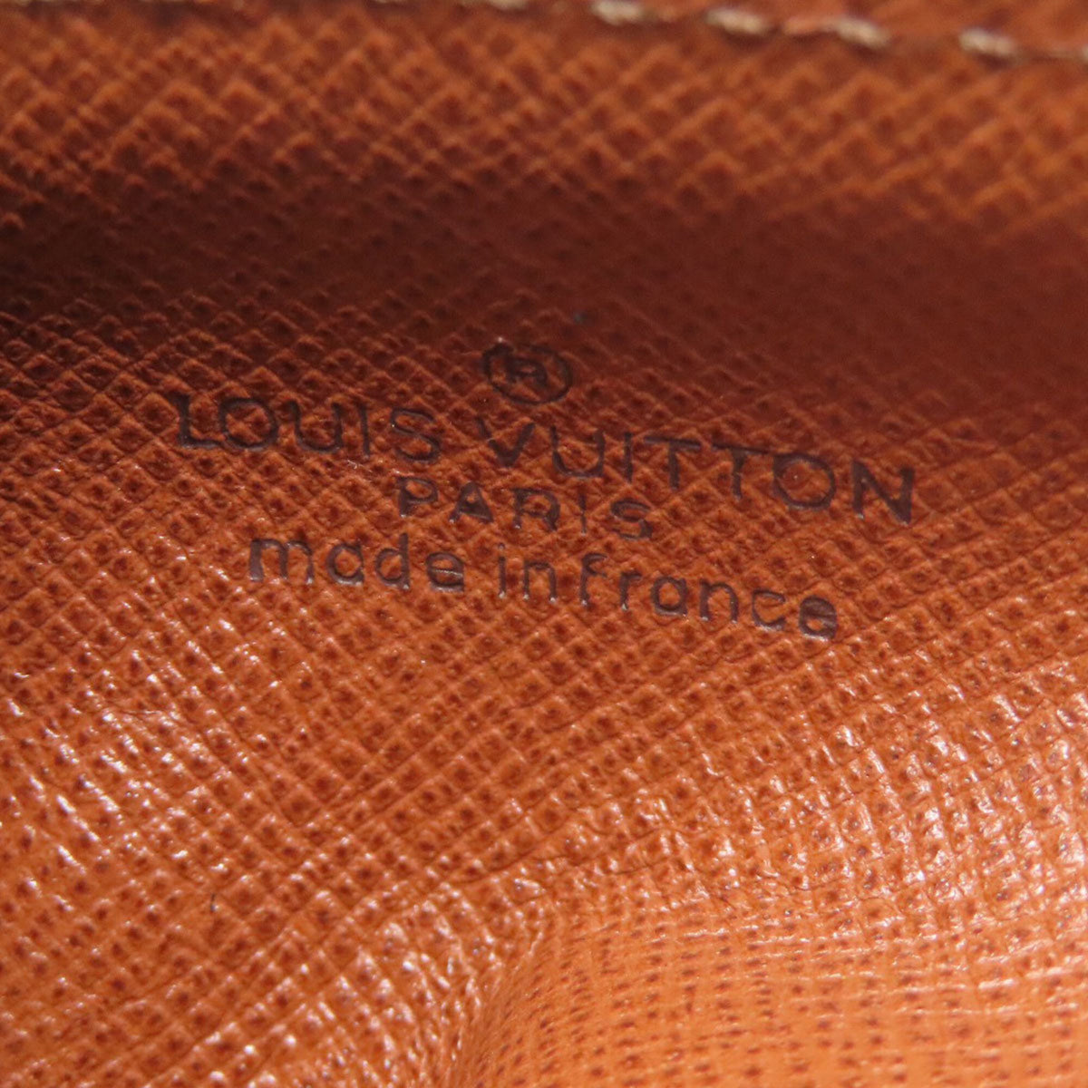 Louis Vuitton Brown Monogram Monogram Handbag (Pre-Owned)