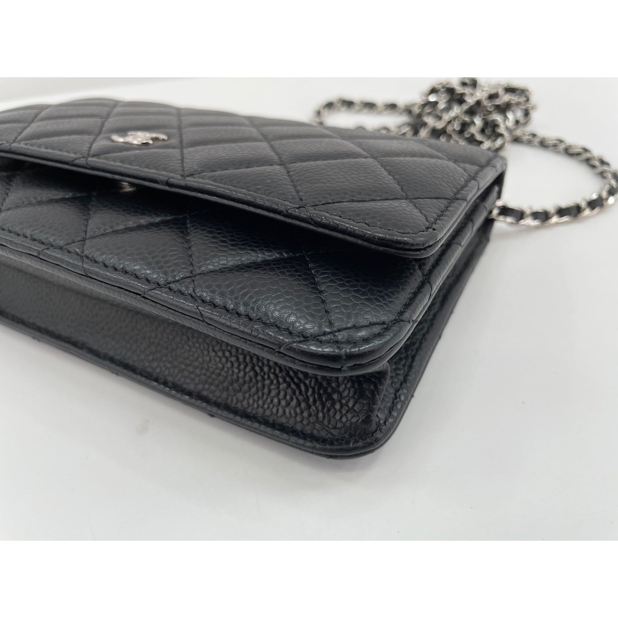 Chanel Matelasse Black Shoulder Bag (Pre-Owned)