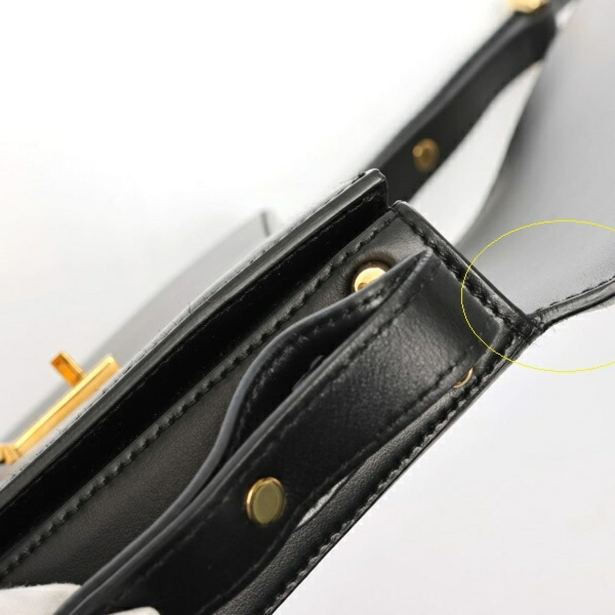 Prada Black Leather Shoulder Bag (Pre-Owned)