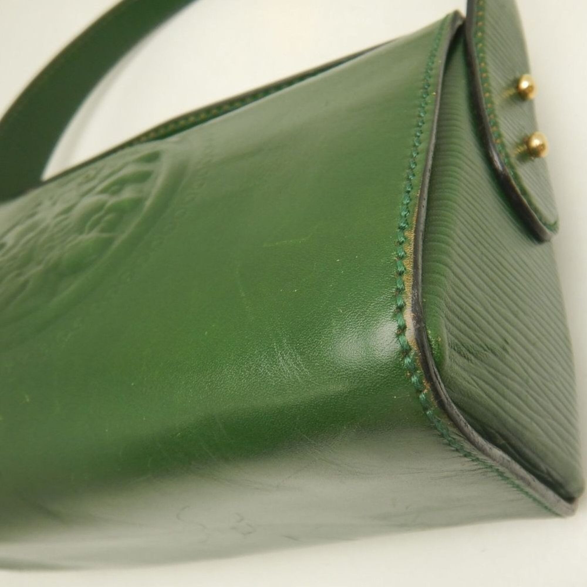 Fendi Green Leather Handbag (Pre-Owned)