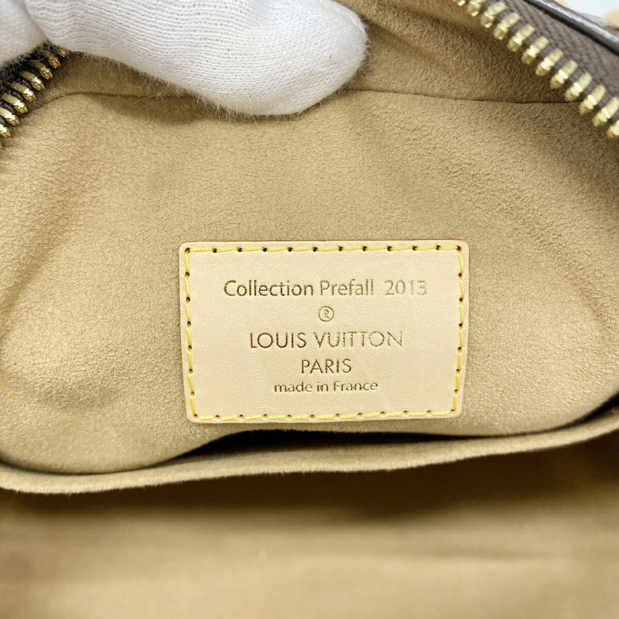 Louis Vuitton Beige Handbag (Pre-Owned)