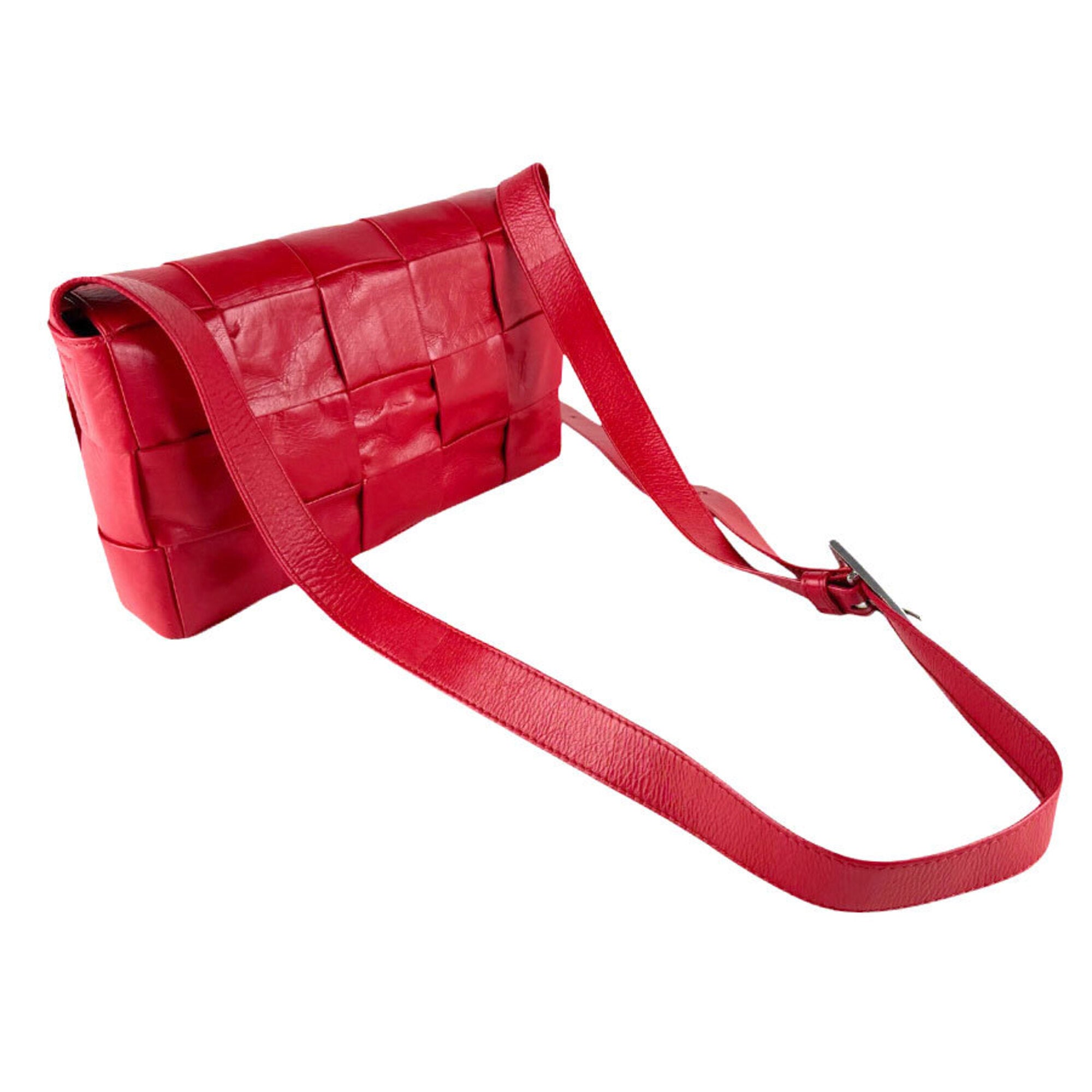 Bottega Veneta Red Color Leather Shoulder Bag (Pre-Owned)