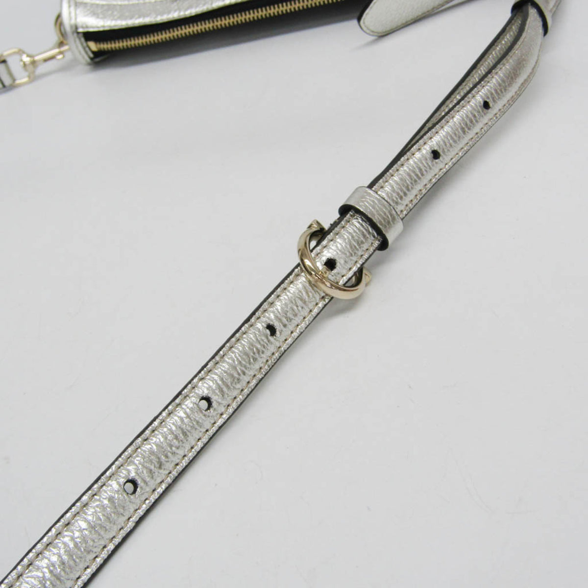 Salvatore Ferragamo Gancini Silver Leather Handbag Shoulder Bag (Pre-Owned)