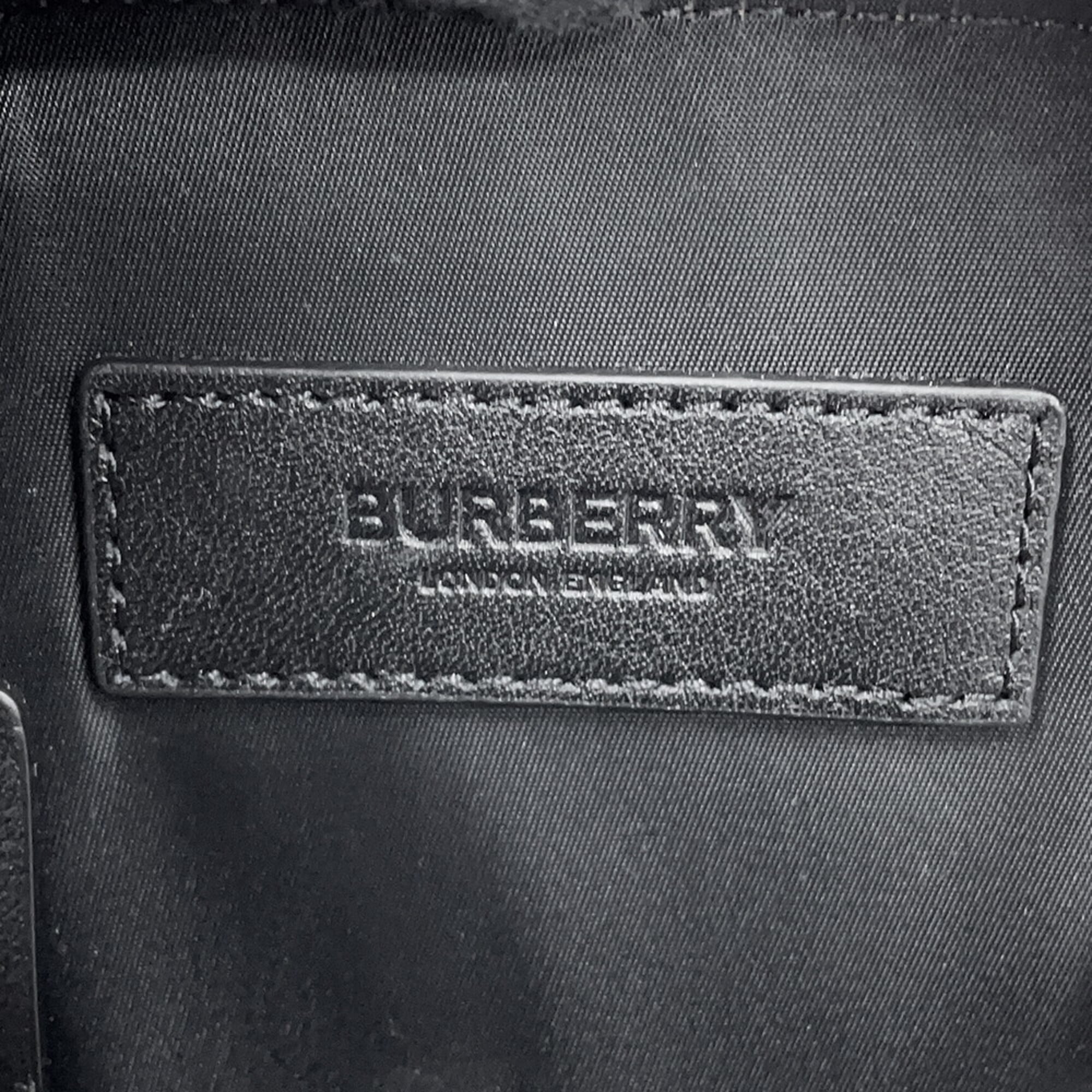Burberry Black Red Color White Pvc Crossbody Bag Handbag Shoulder Bag (Pre-Owned)