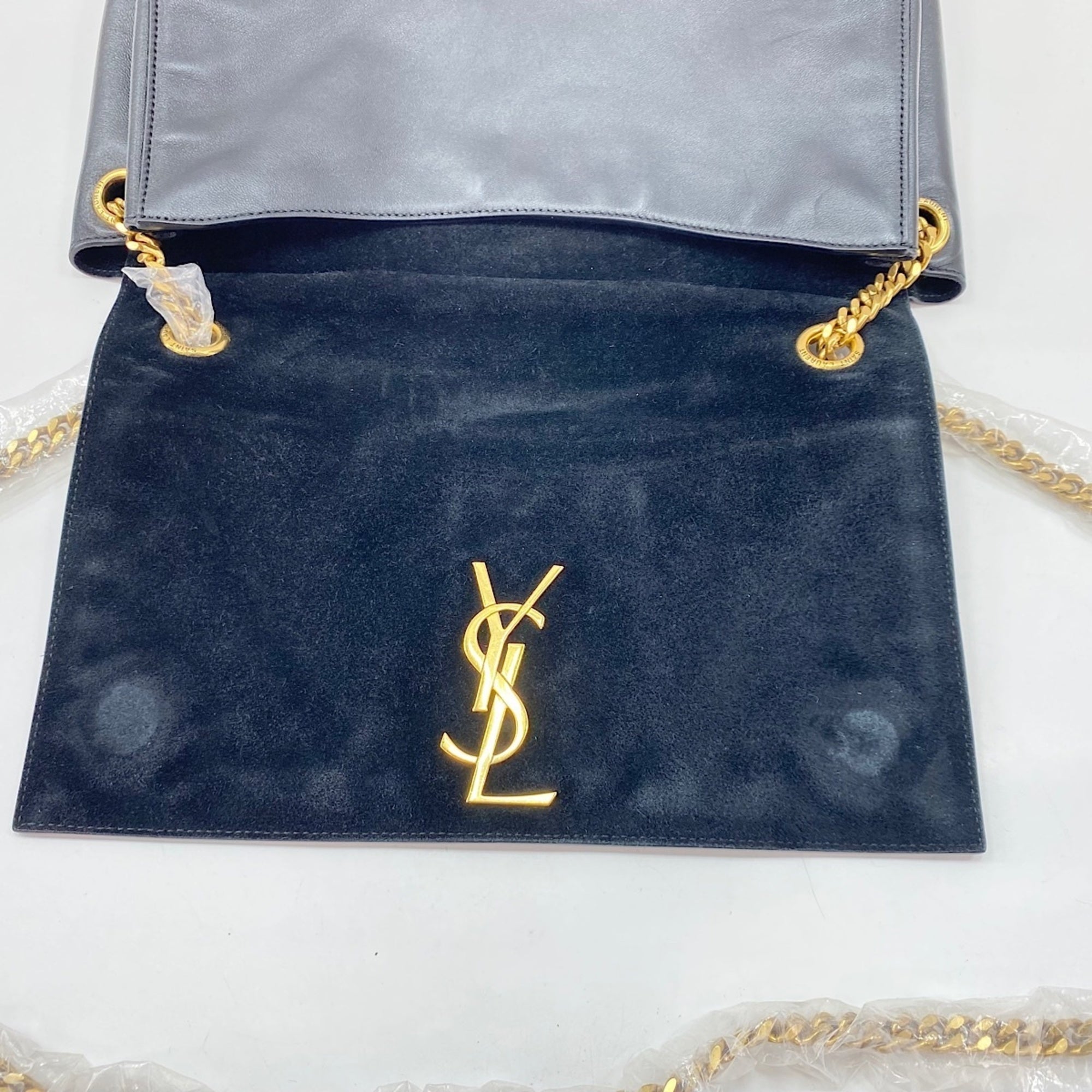 Yves Saint Laurent Black Leather Shoulder Bag (Pre-Owned)