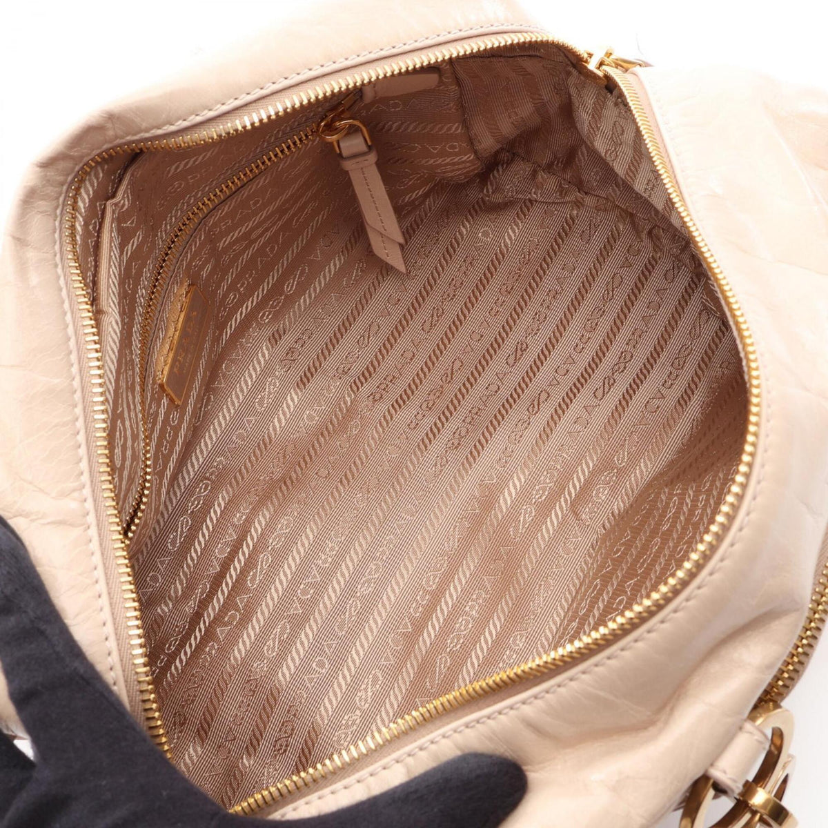 Prada Beige Leather Handbag Shoulder Bag (Pre-Owned)