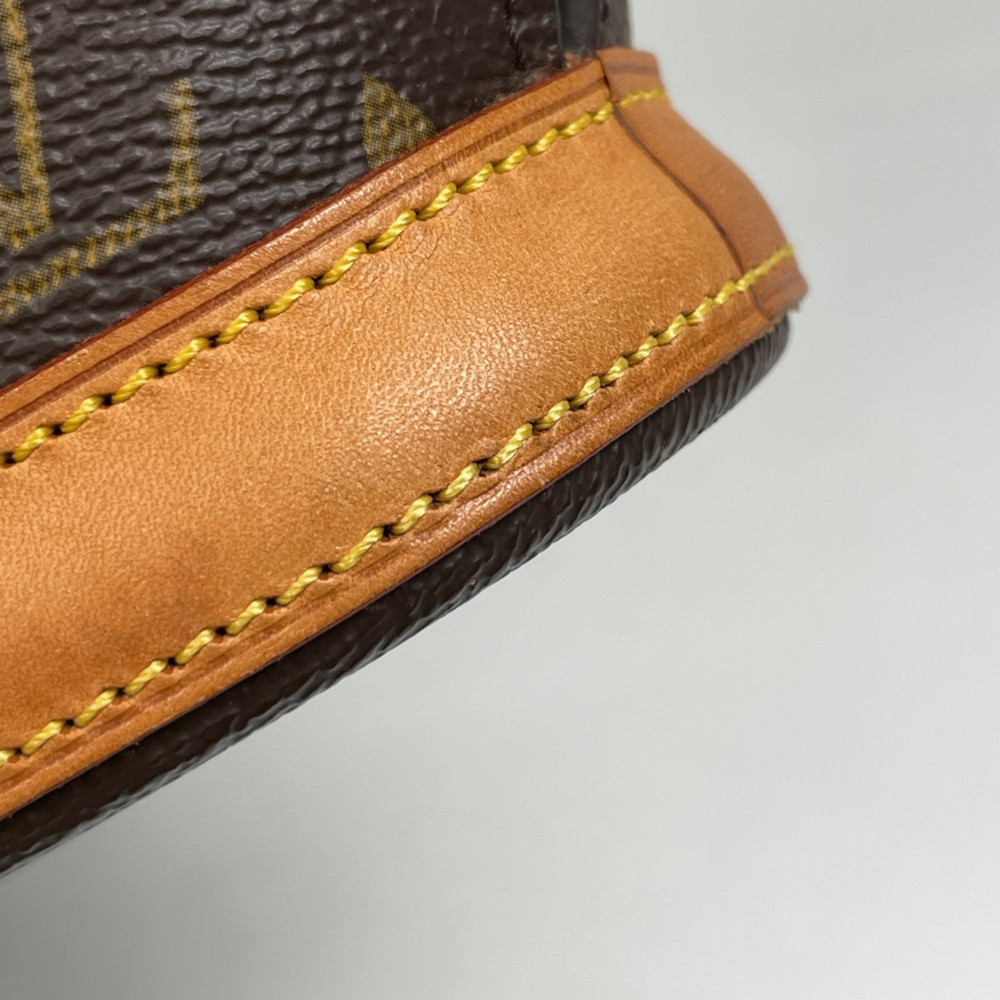 Louis Vuitton Brown Monogram Shoulder Bag Tote Bag (Pre-Owned)