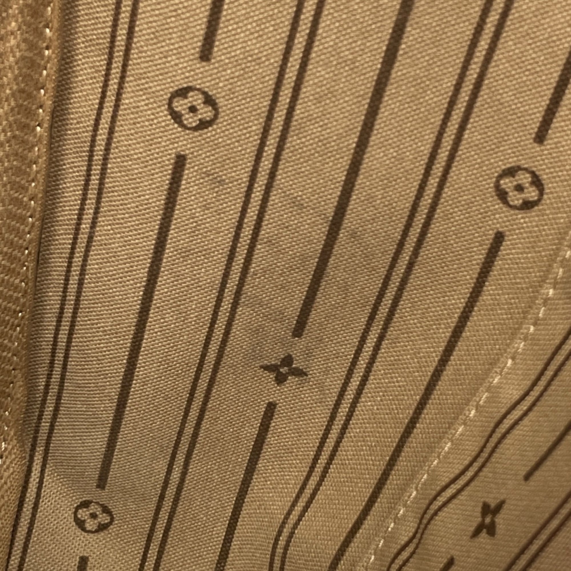Louis Vuitton Brown Monogram Shoulder Bag Tote Bag (Pre-Owned)