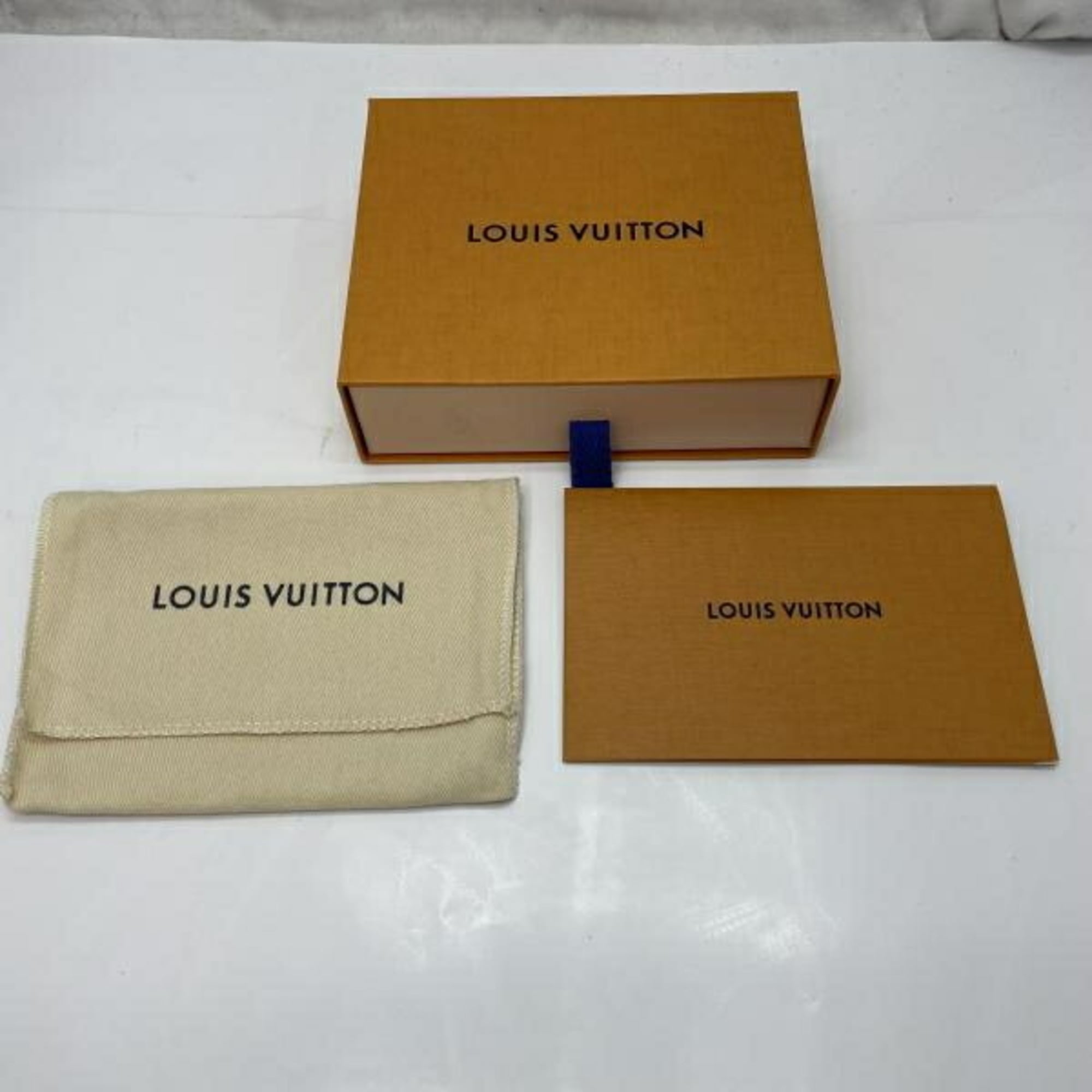Louis Vuitton Black Monogram (Pre-Owned)