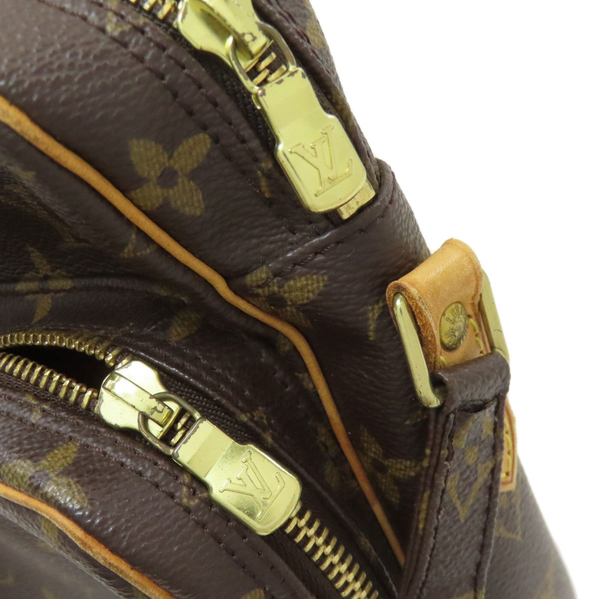 Louis Vuitton Monogram Monogram Shoulder Bag (Pre-Owned)