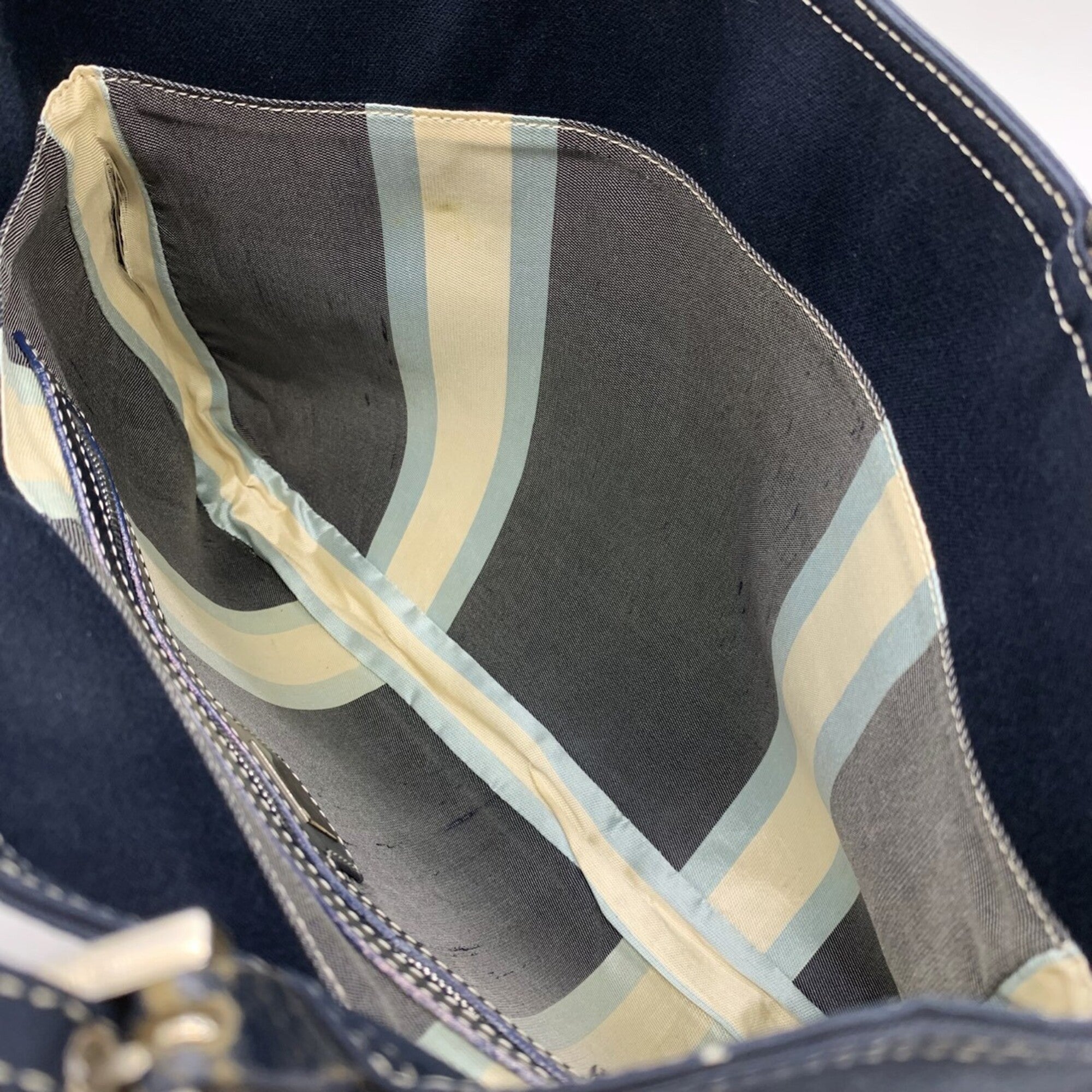 Fendi Navy Canvas Shoulder Bag Tote Bag (Pre-Owned)