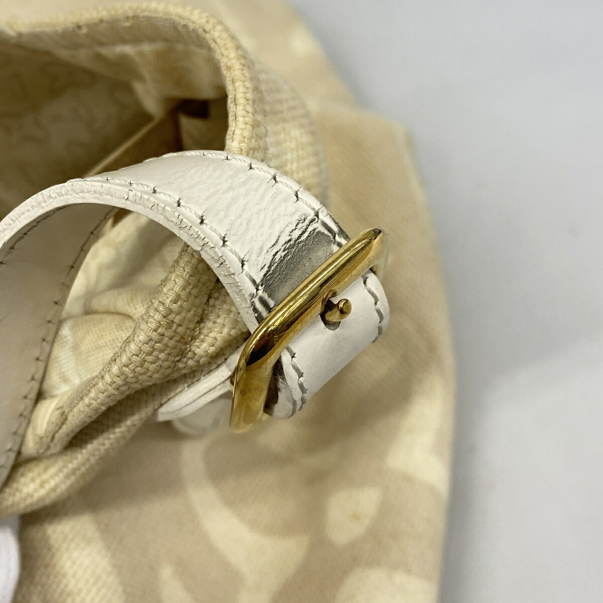 Louis Vuitton Sable Tote Bag (Pre-Owned)