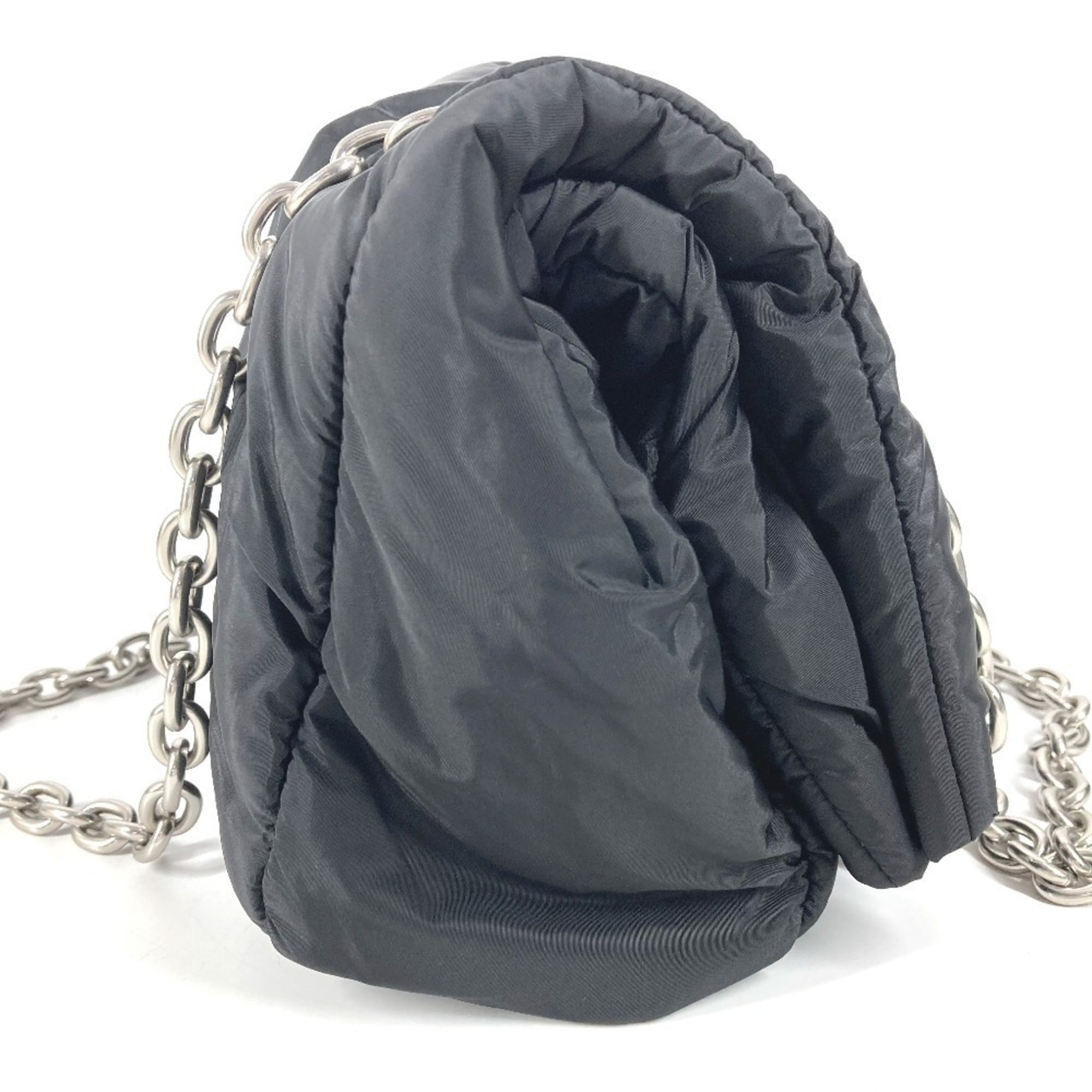 Balenciaga Black Nylon Shoulder Bag (Pre-Owned)