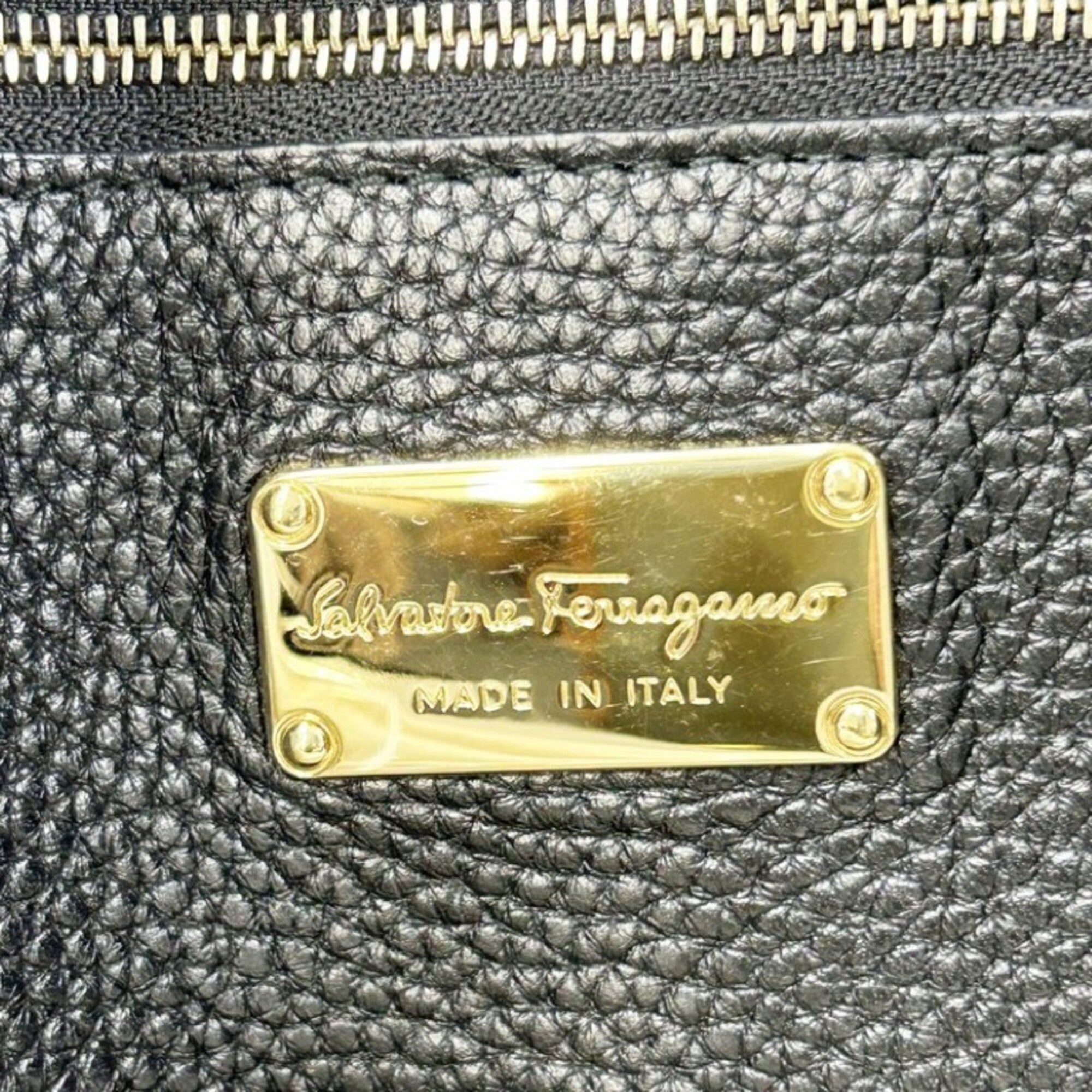 Salvatore Ferragamo Gancini Black Leather Handbag Shoulder Bag Tote Bag (Pre-Owned)