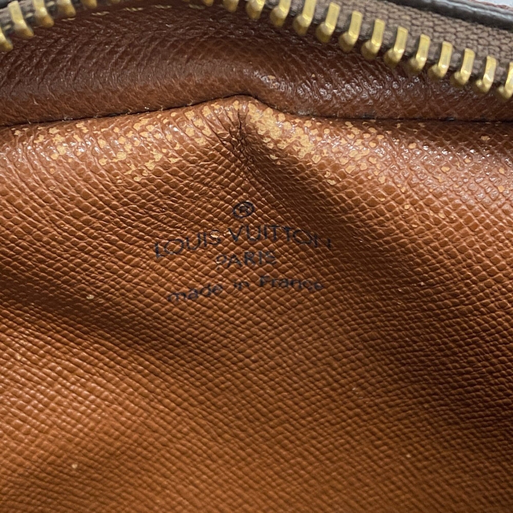 Louis Vuitton Brown Shoulder Bag (Pre-Owned)