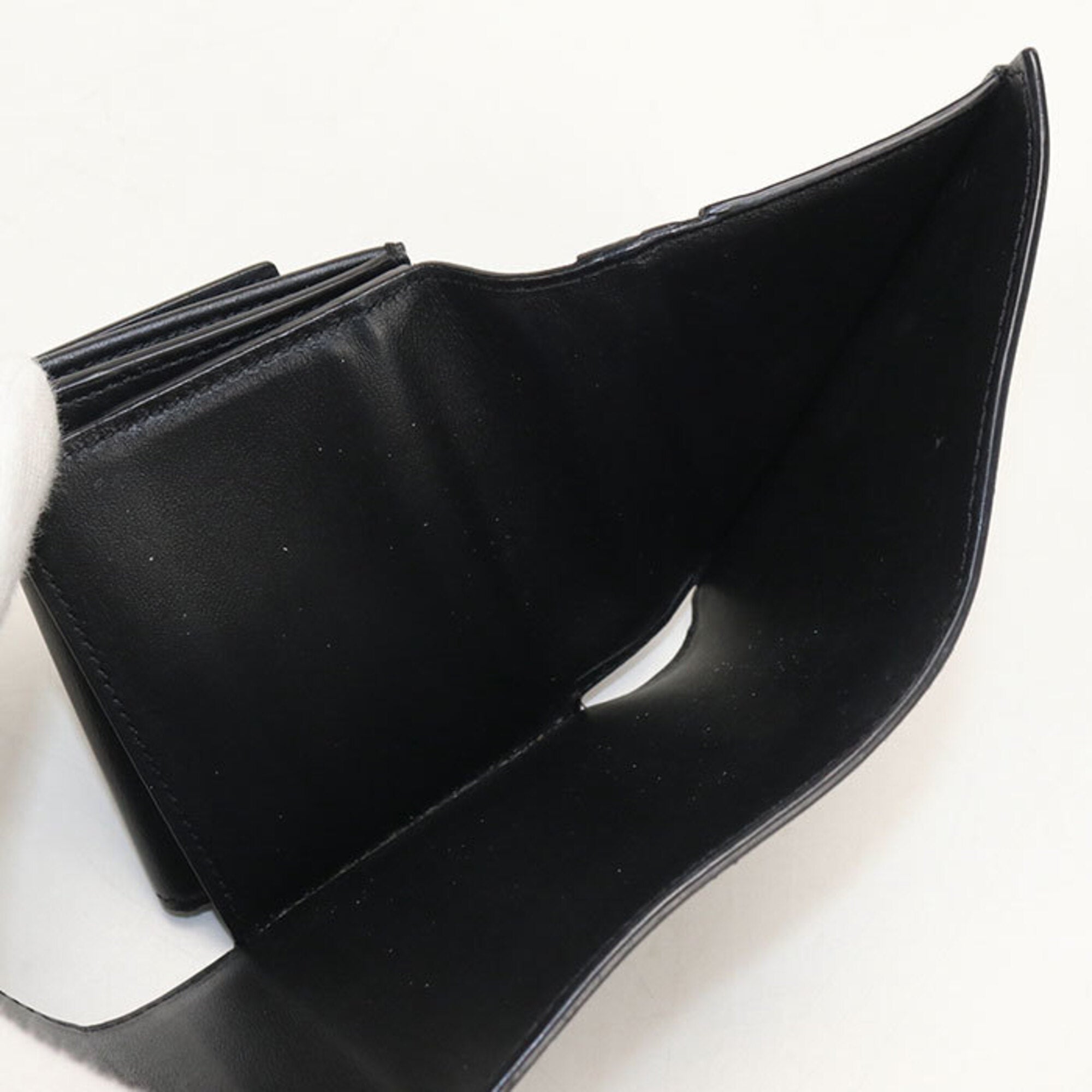 Celine Black Leather Wallet (Tri-Fold) (Pre-Owned)