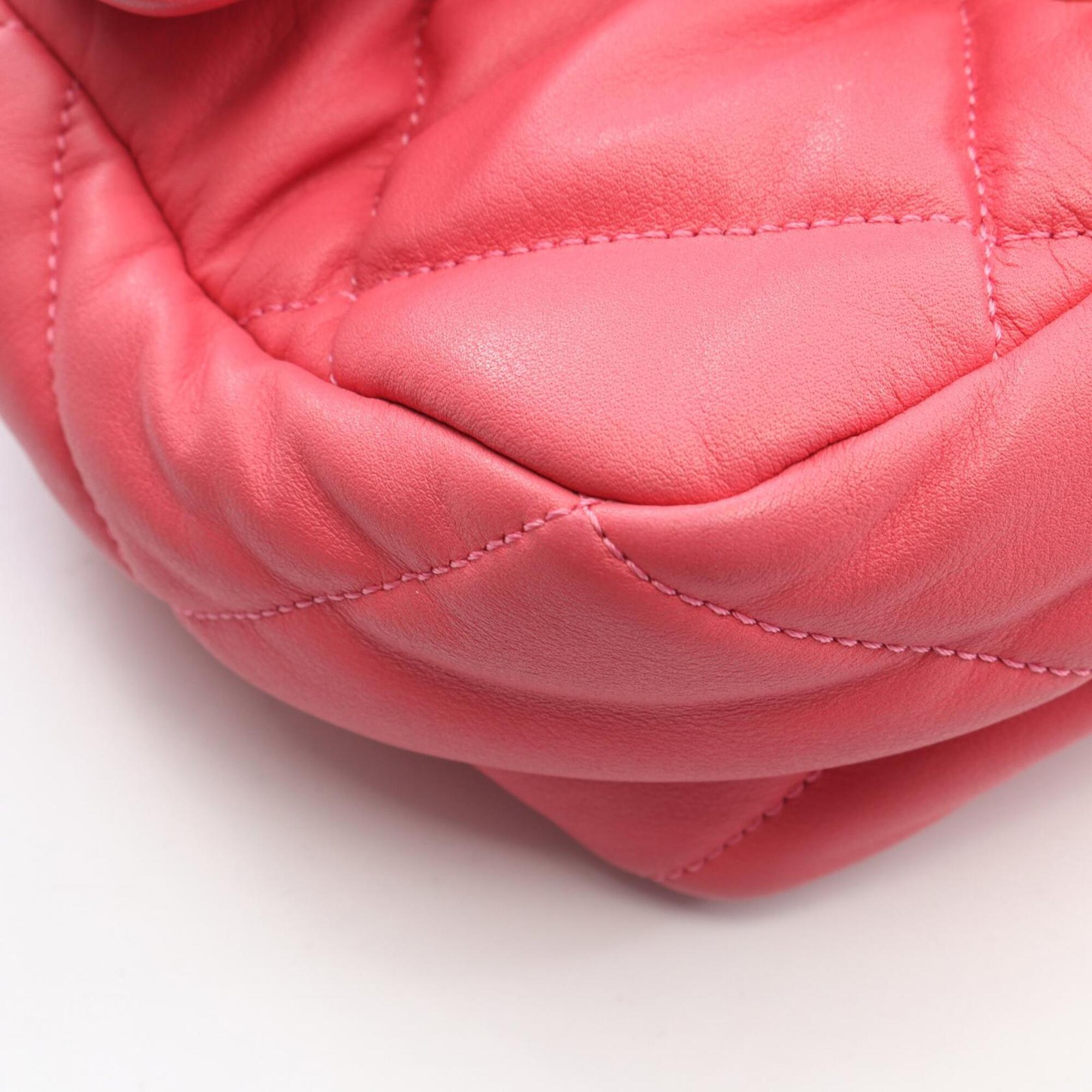 Chanel Pink Leather Handbag Shoulder Bag (Pre-Owned)