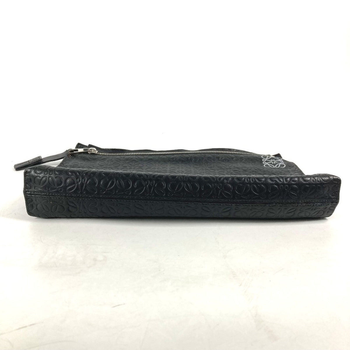 Loewe Black Leather Clutch Bag (Pre-Owned)