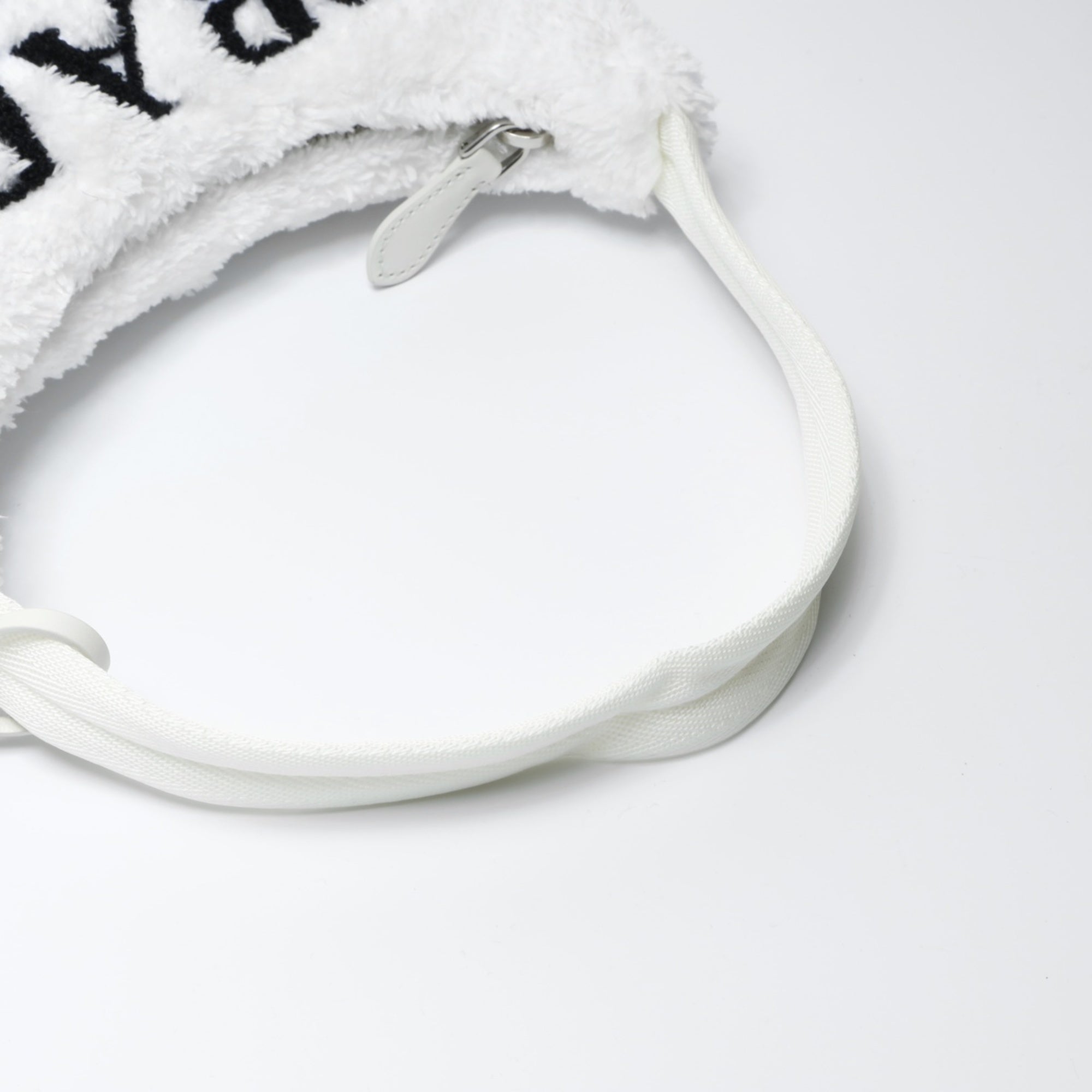 Prada White Shoulder Bag (Pre-Owned)