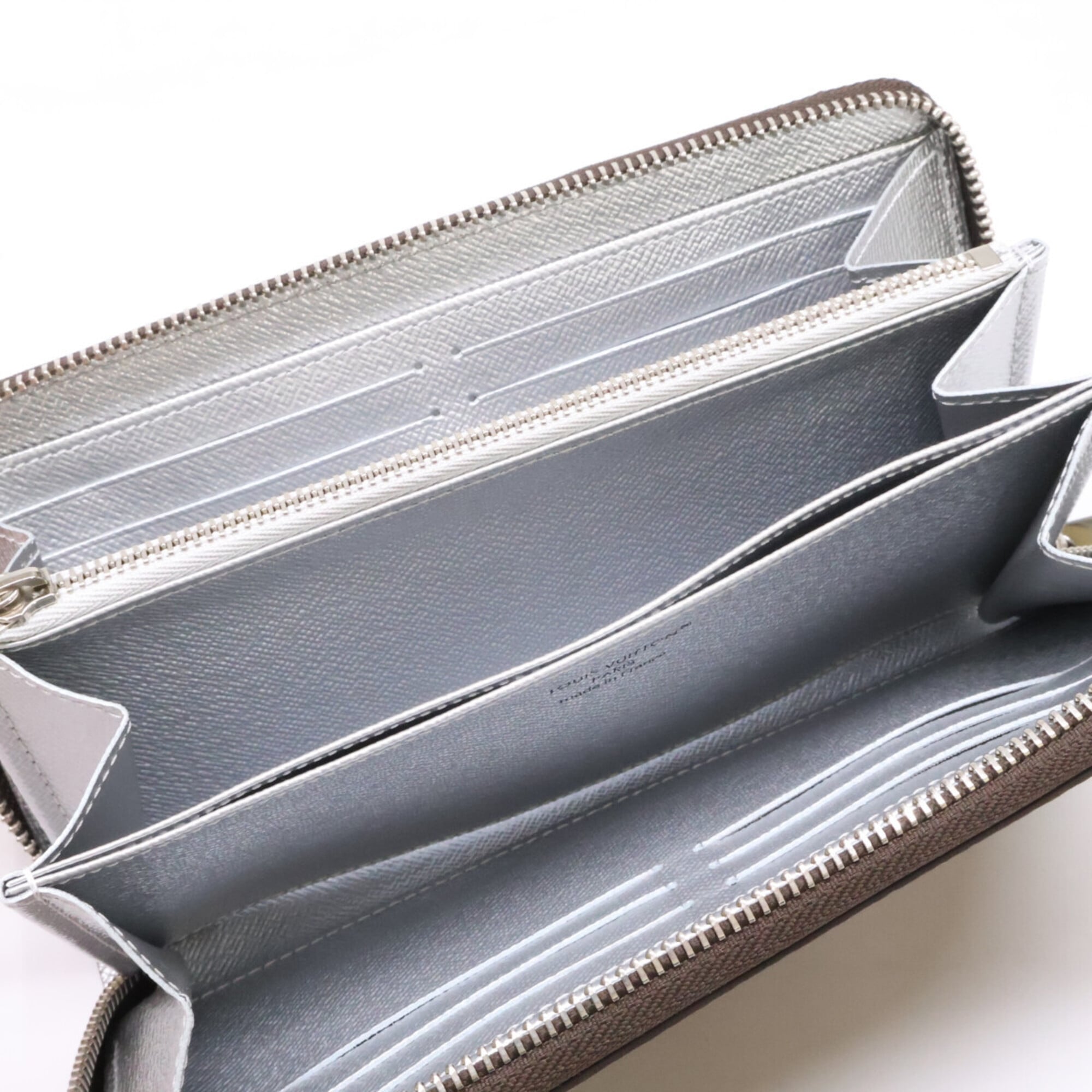 Louis Vuitton Silver Marron Monogram Long Wallet (Bi-Fold) (Pre-Owned)
