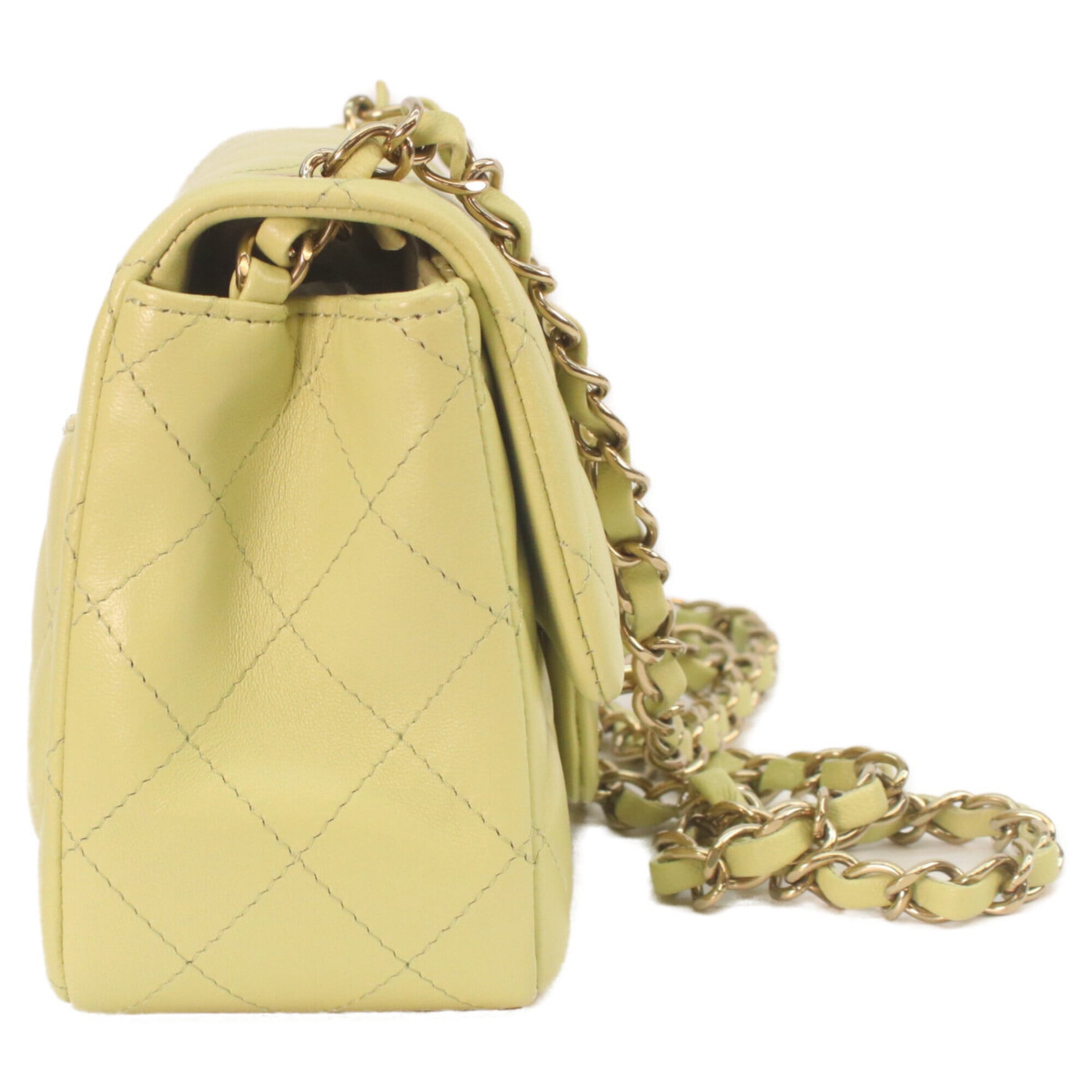 Chanel Gold Leather Shoulder Bag (Pre-Owned)