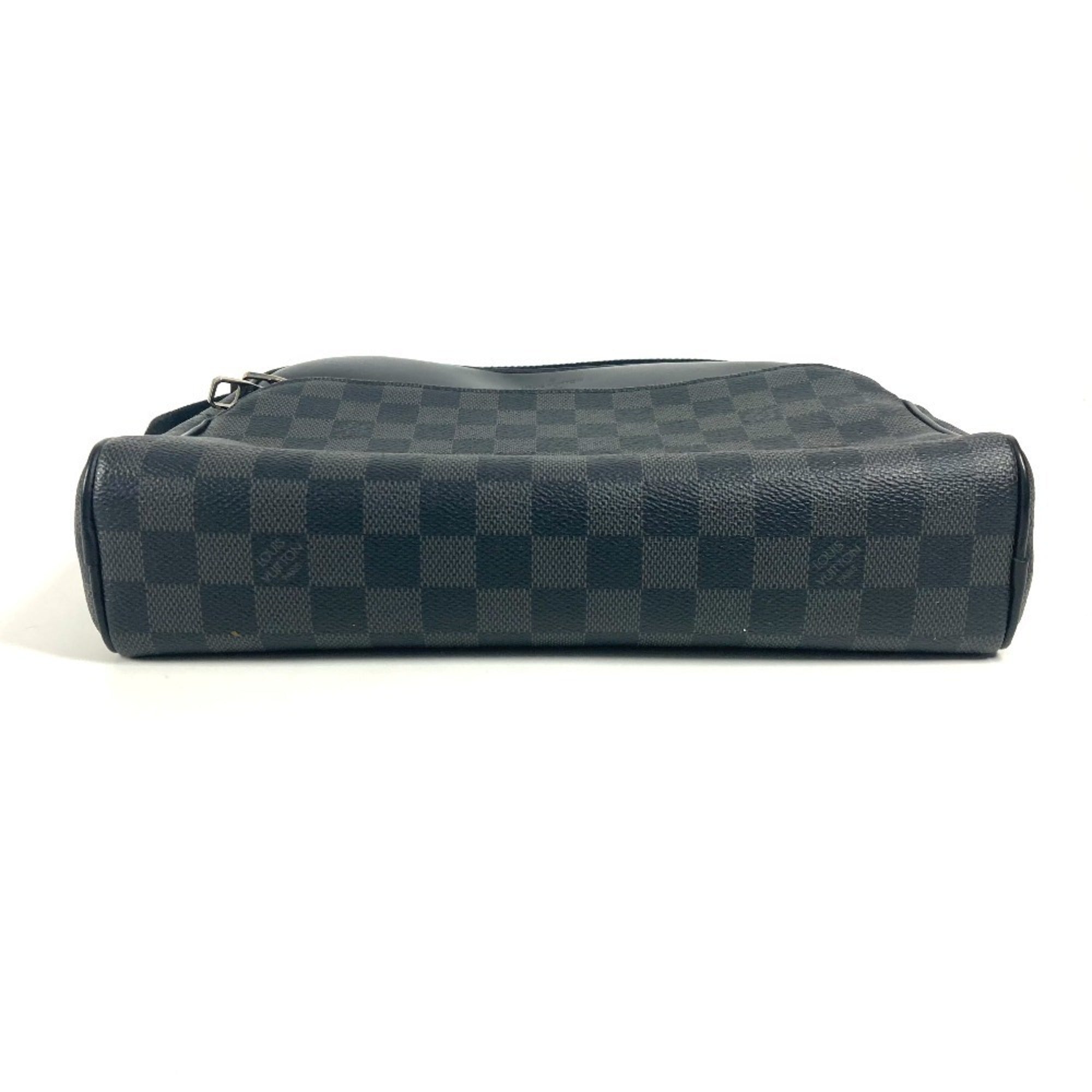 Louis Vuitton Damier Graphite Black Damier Graphite Messenger Bag Shoulder Bag (Pre-Owned)