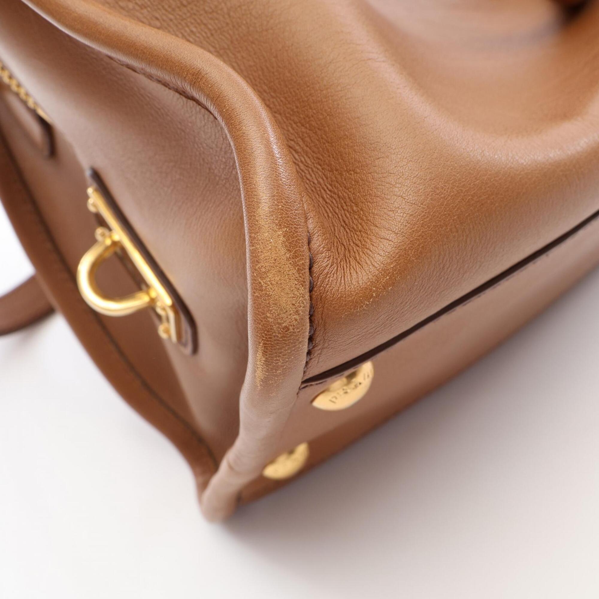 Prada Brown Leather Handbag (Pre-Owned)