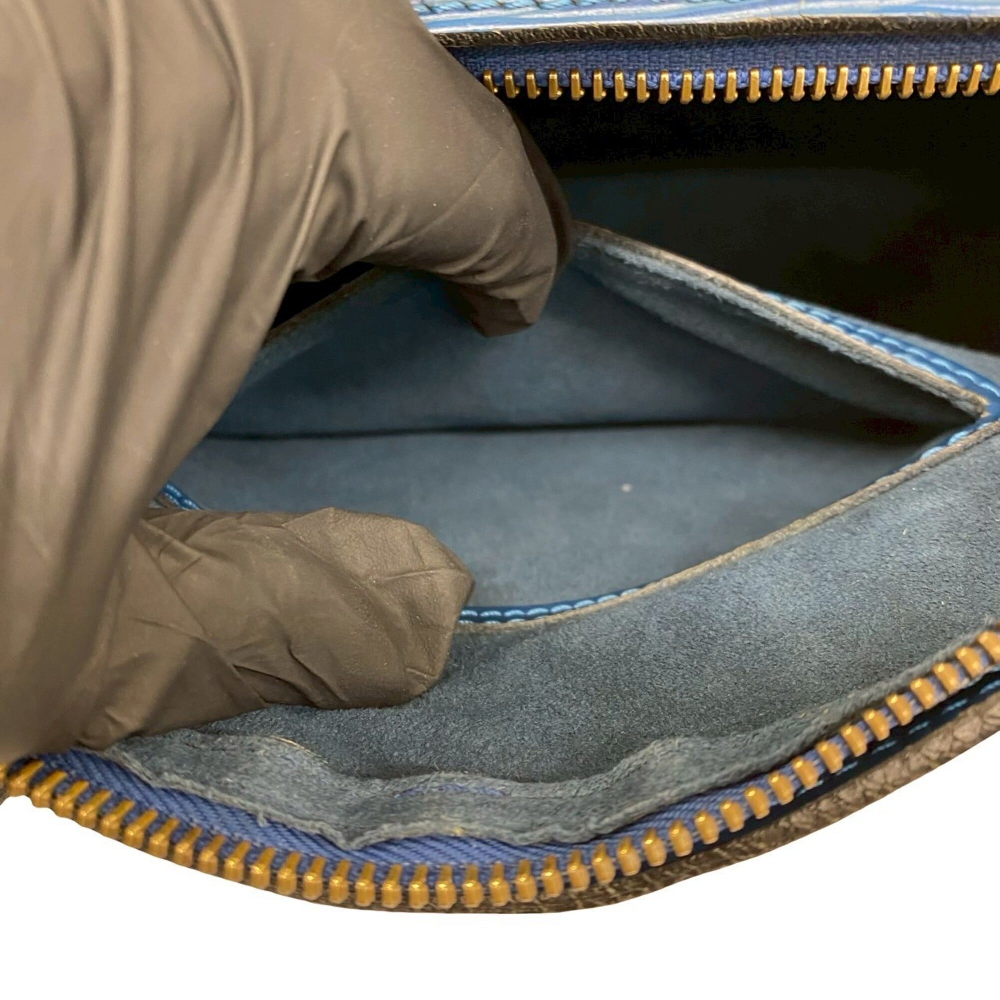 Louis Vuitton Blue Leather Handbag (Pre-Owned)