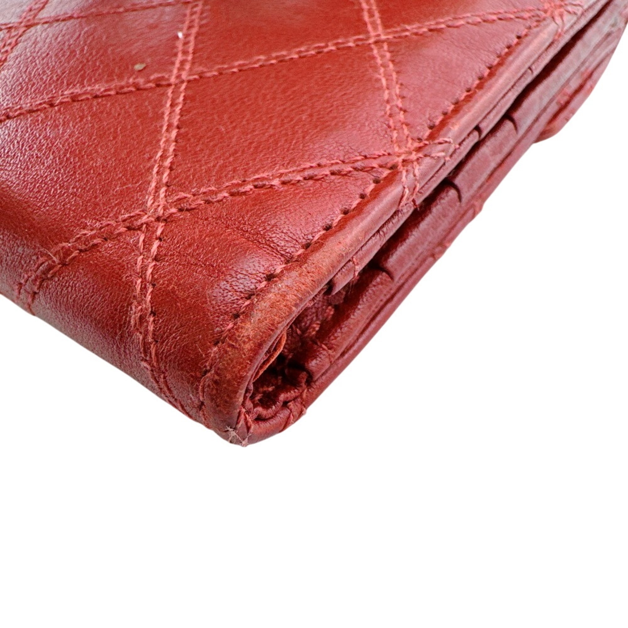Chanel Red Color Leather Wallet (Bi-Fold) (Pre-Owned)