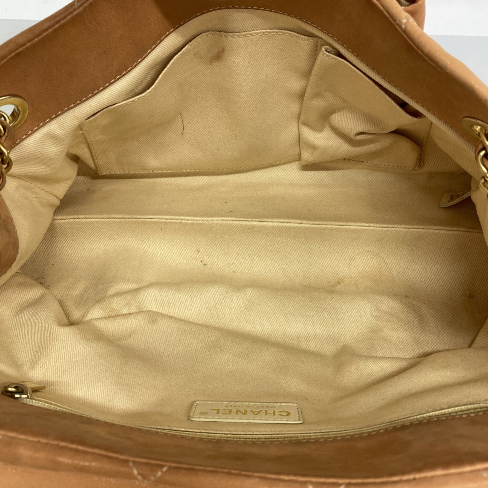 Chanel Orange Leather Shoulder Bag (Pre-Owned)