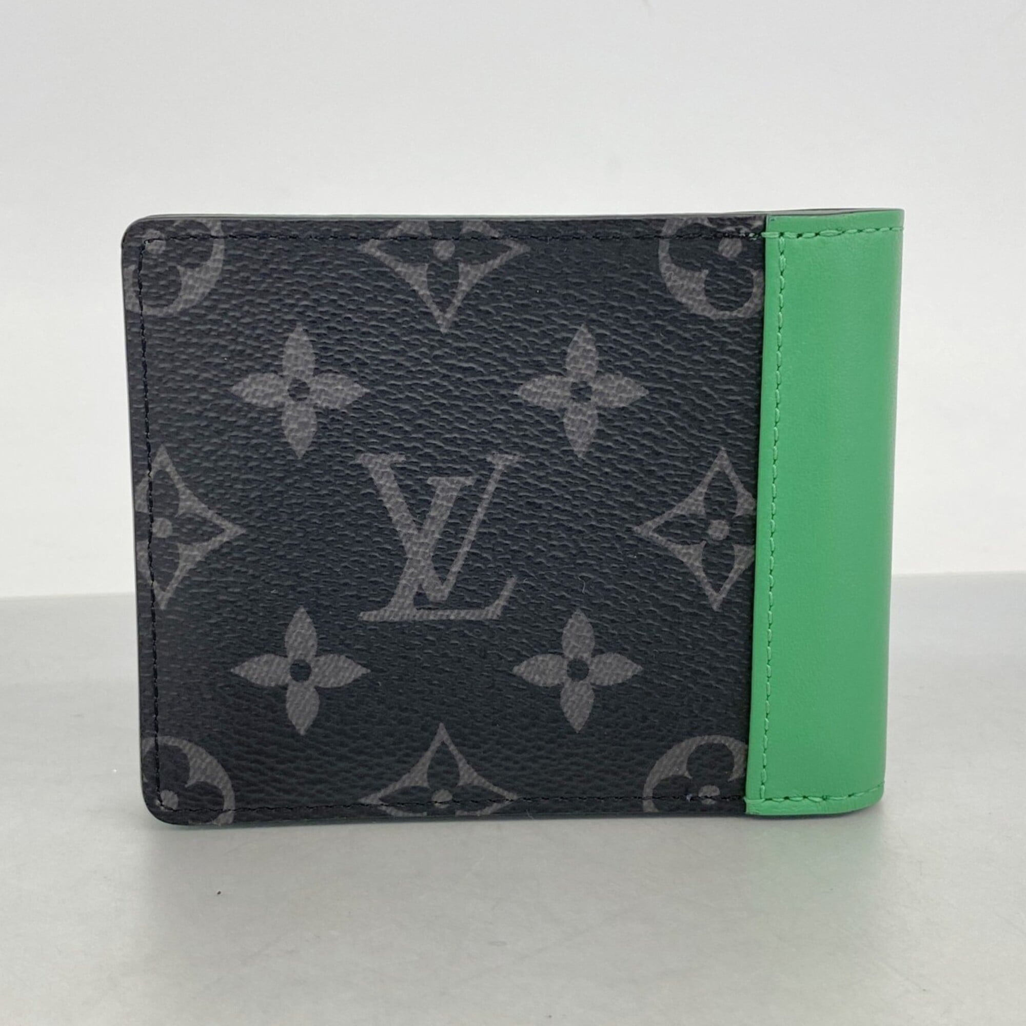 Louis Vuitton Black Wallet (Bi-Fold) (Pre-Owned)