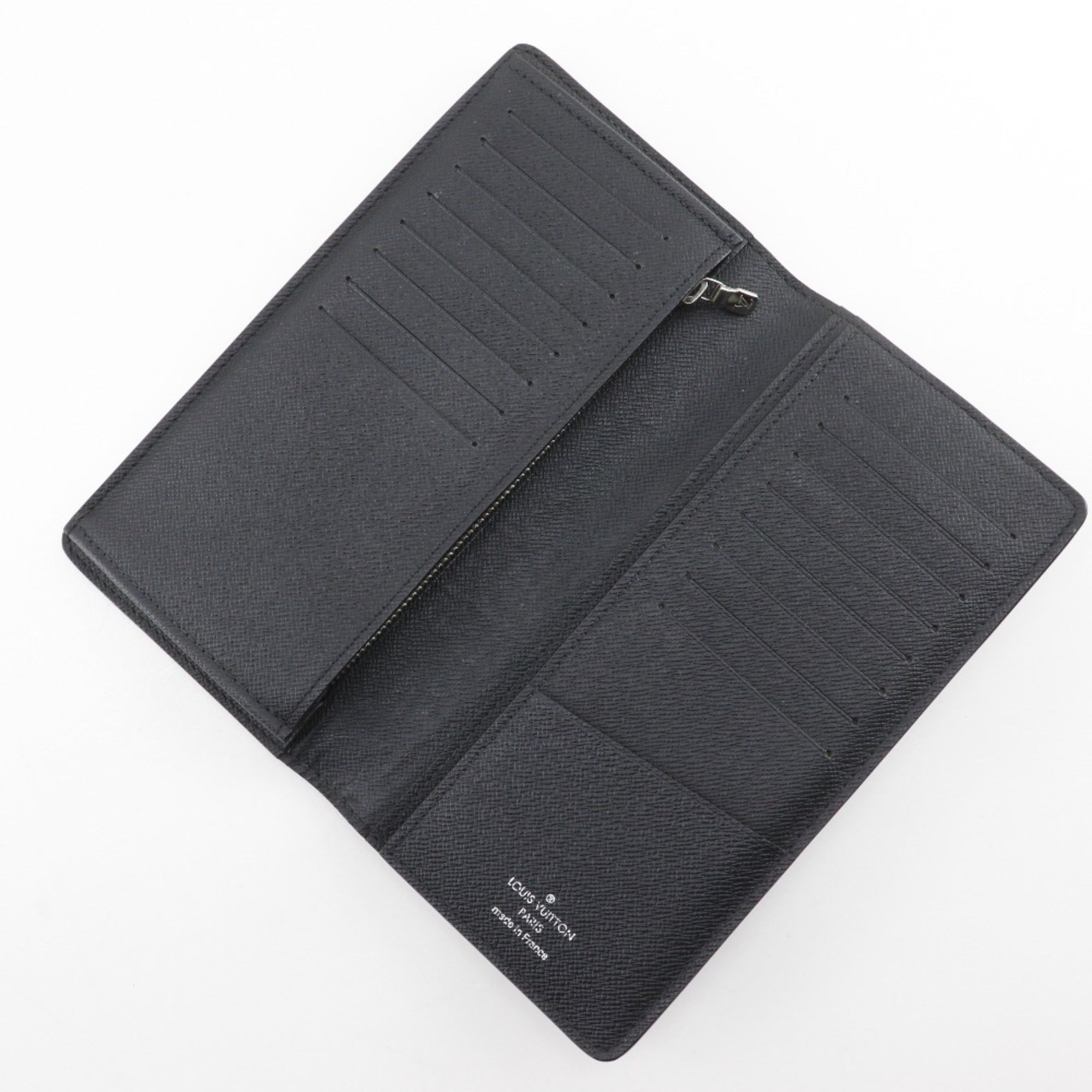 Louis Vuitton Taiga Black Noir Taiga Leather Long Wallet (Bi-Fold) (Pre-Owned)