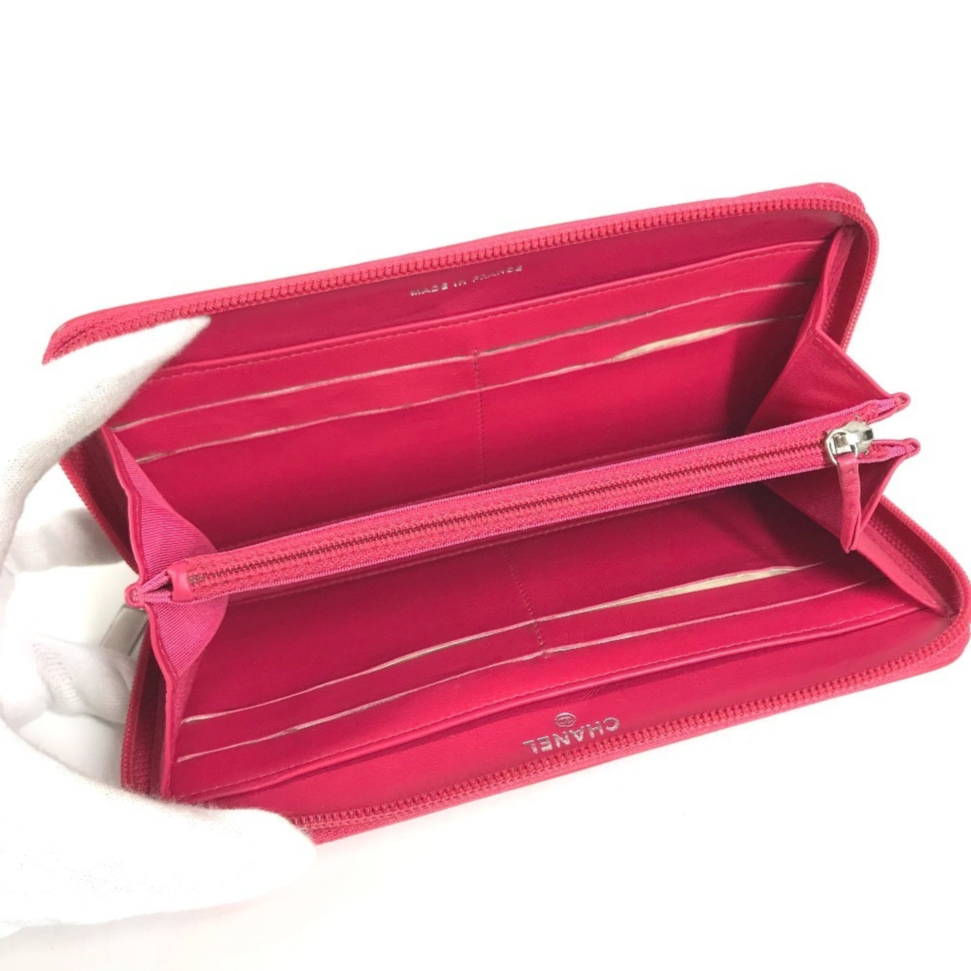 Chanel Pink White Long Wallet (Bi-Fold) (Pre-Owned)