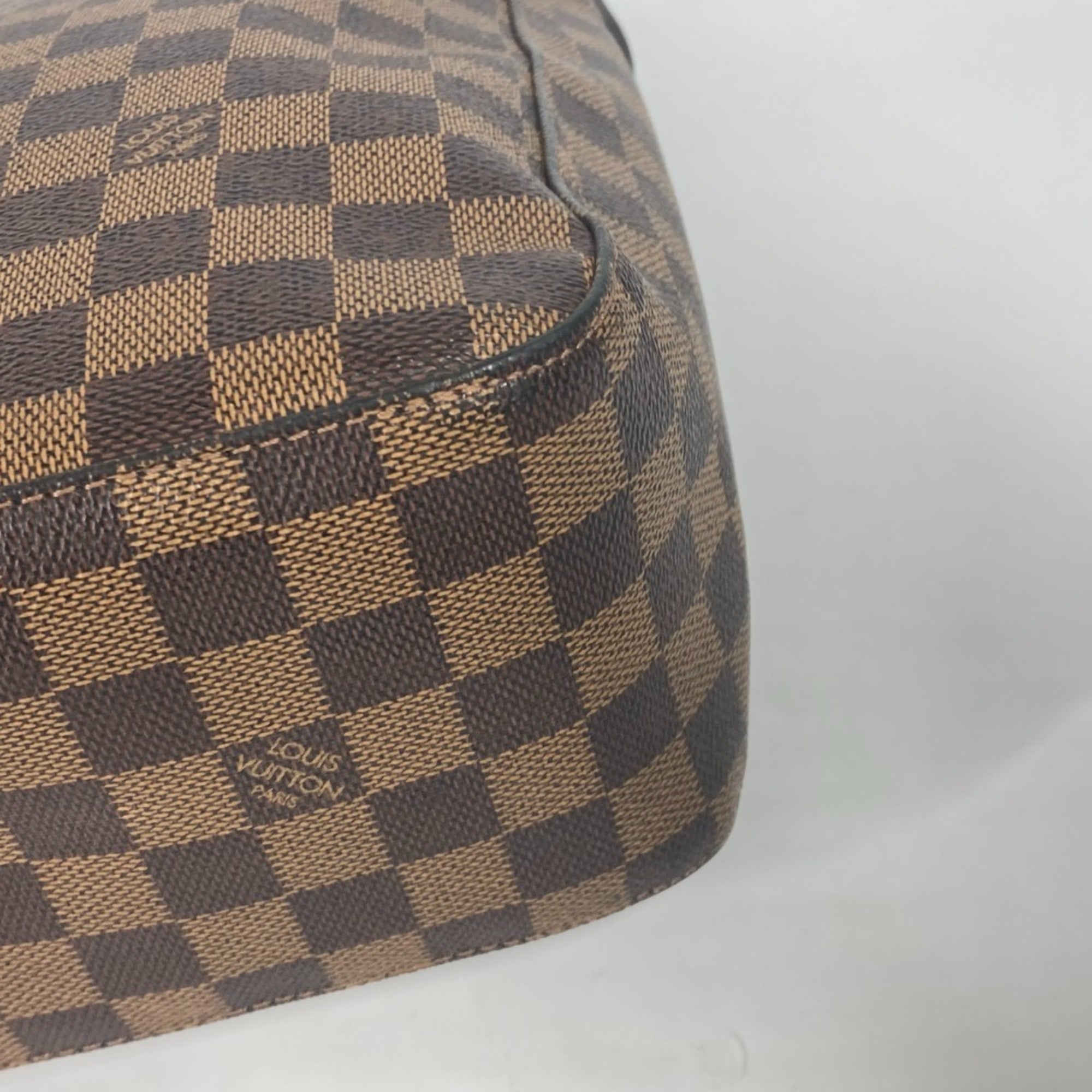 Louis Vuitton Damier Brown Damier Canvas Ebene Damier Canvas Shoulder Bag (Pre-Owned)