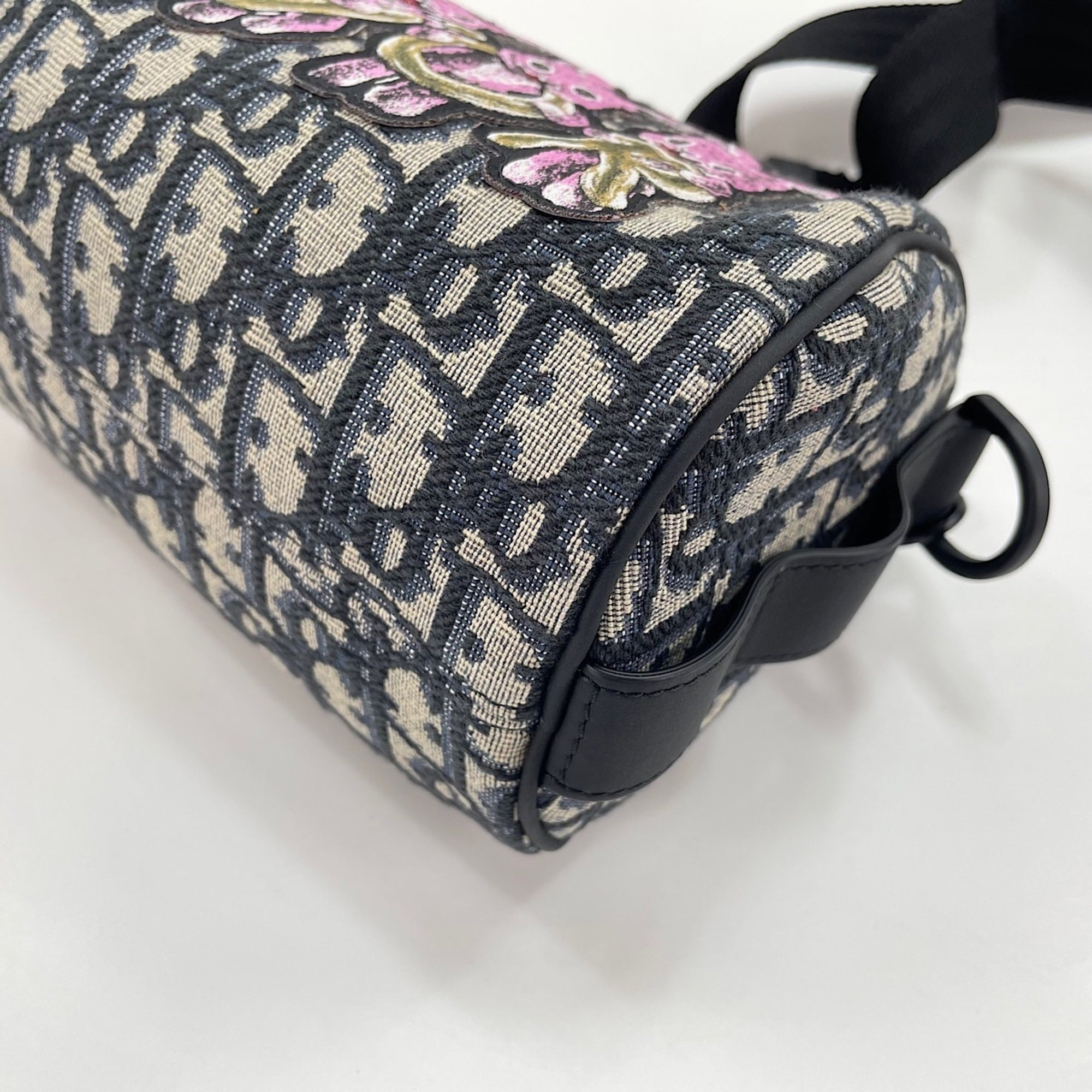 Christian Dior Multi-Color Shoulder Bag (Pre-Owned)