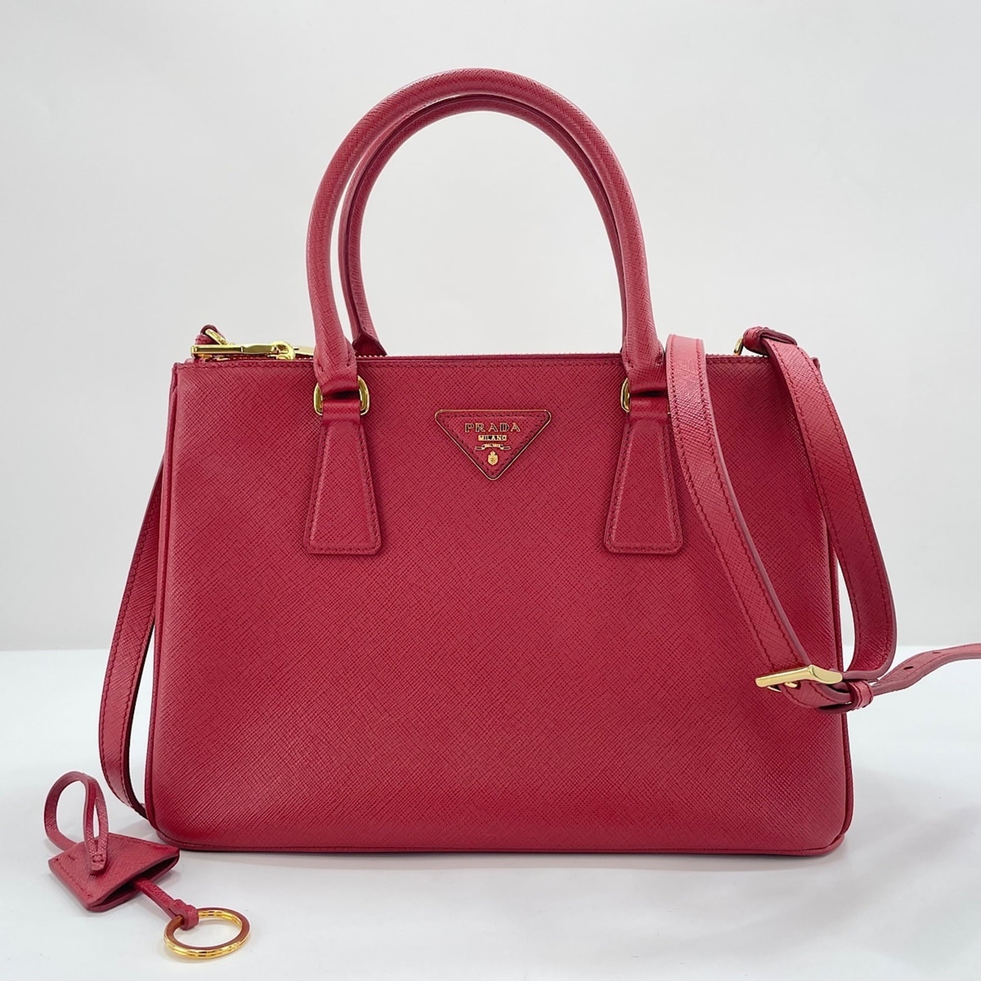 Prada Red Color Handbag Shoulder Bag (Pre-Owned)