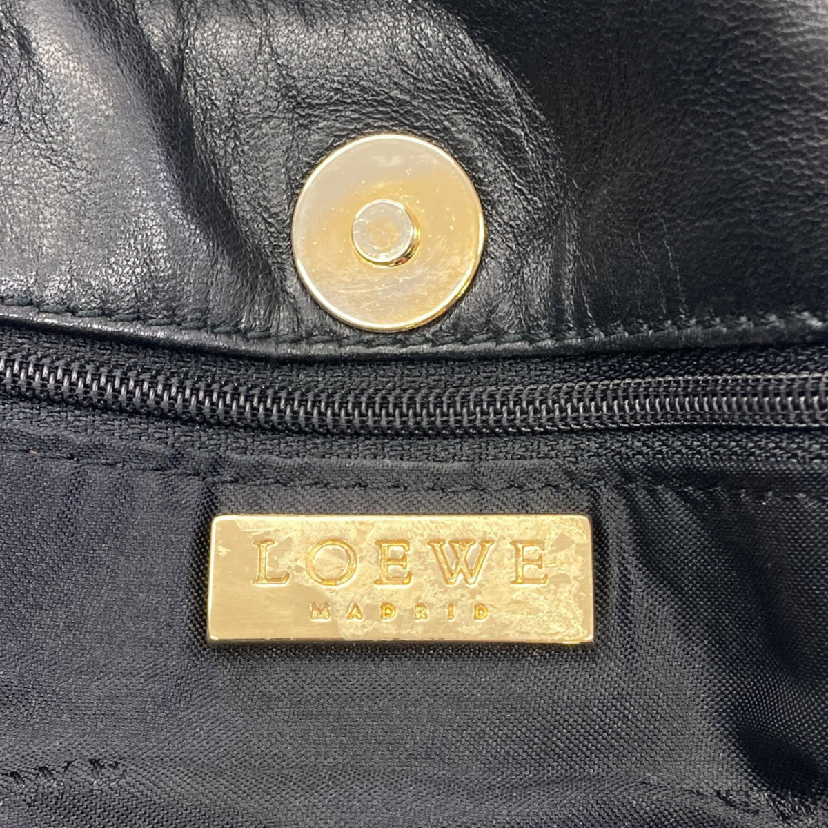 Loewe Black Leather Tote Bag (Pre-Owned)