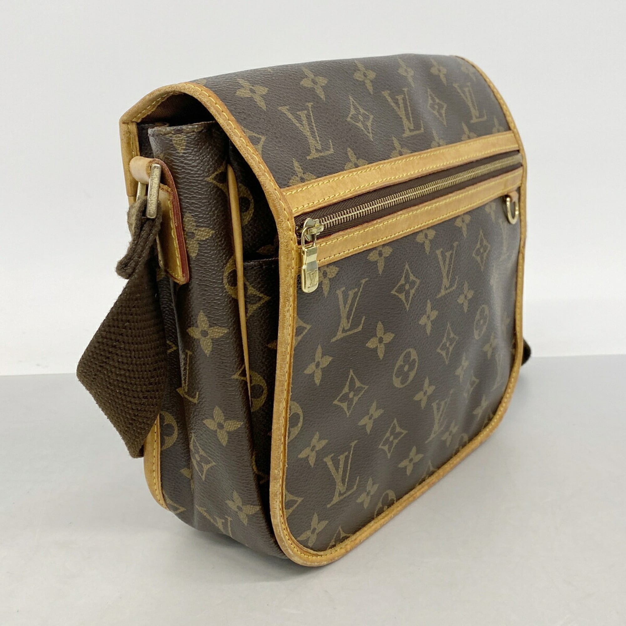 Louis Vuitton Brown Shoulder Bag (Pre-Owned)
