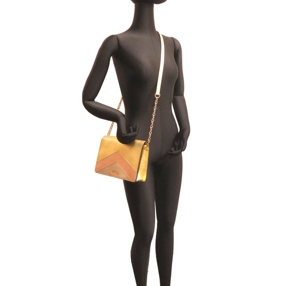 Versace Gold Leather Shoulder Bag (Pre-Owned)