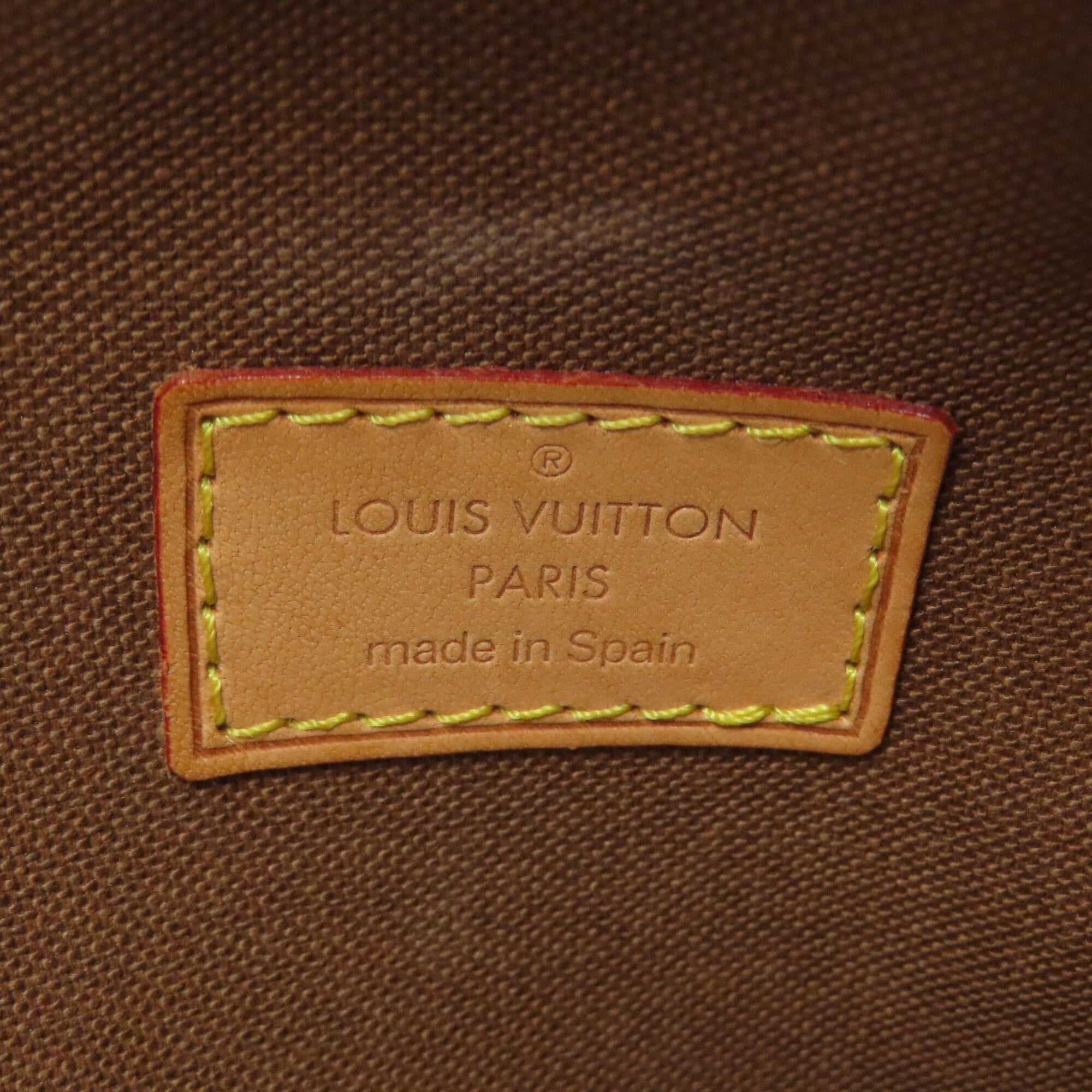 Louis Vuitton Monogram Monogram Pochette Sling Bag (Pre-Owned)