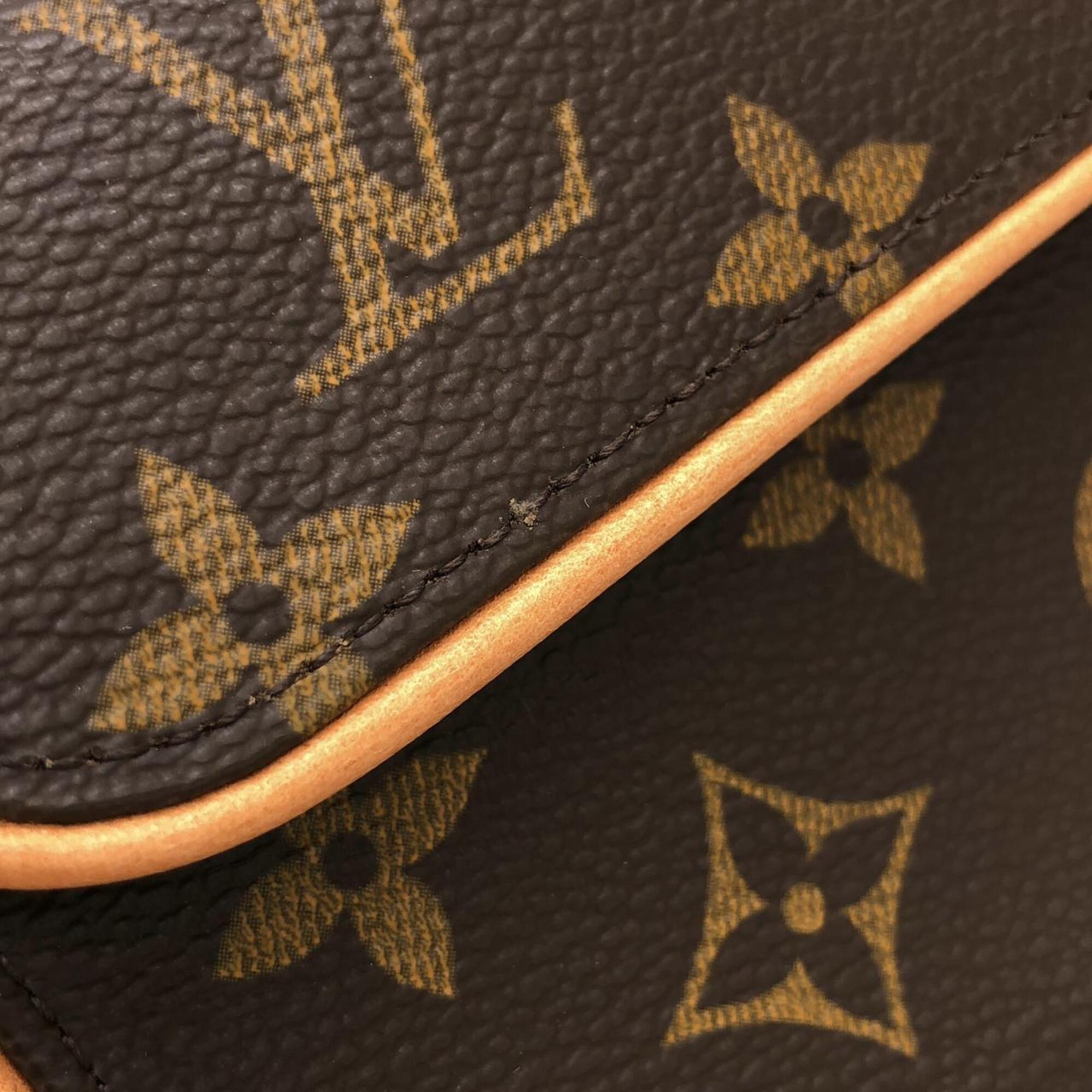 Louis Vuitton Marron Coated Canvas Fanny Pack (Pre-Owned)
