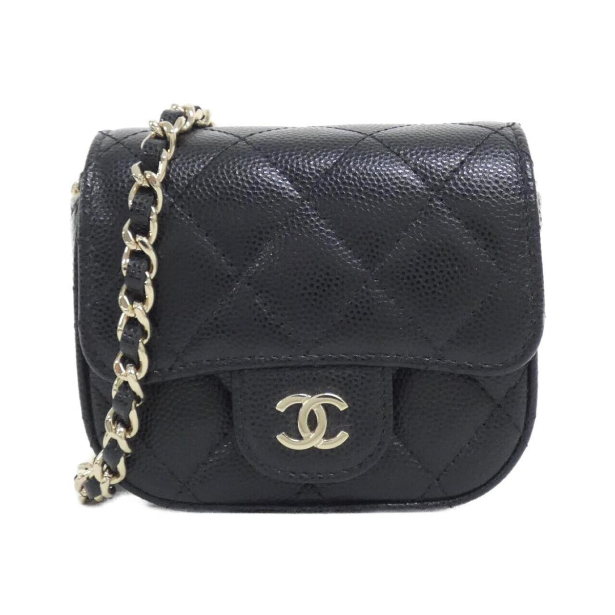 Chanel Black Grained Calfskin Handbag Shoulder Bag (Pre-Owned)