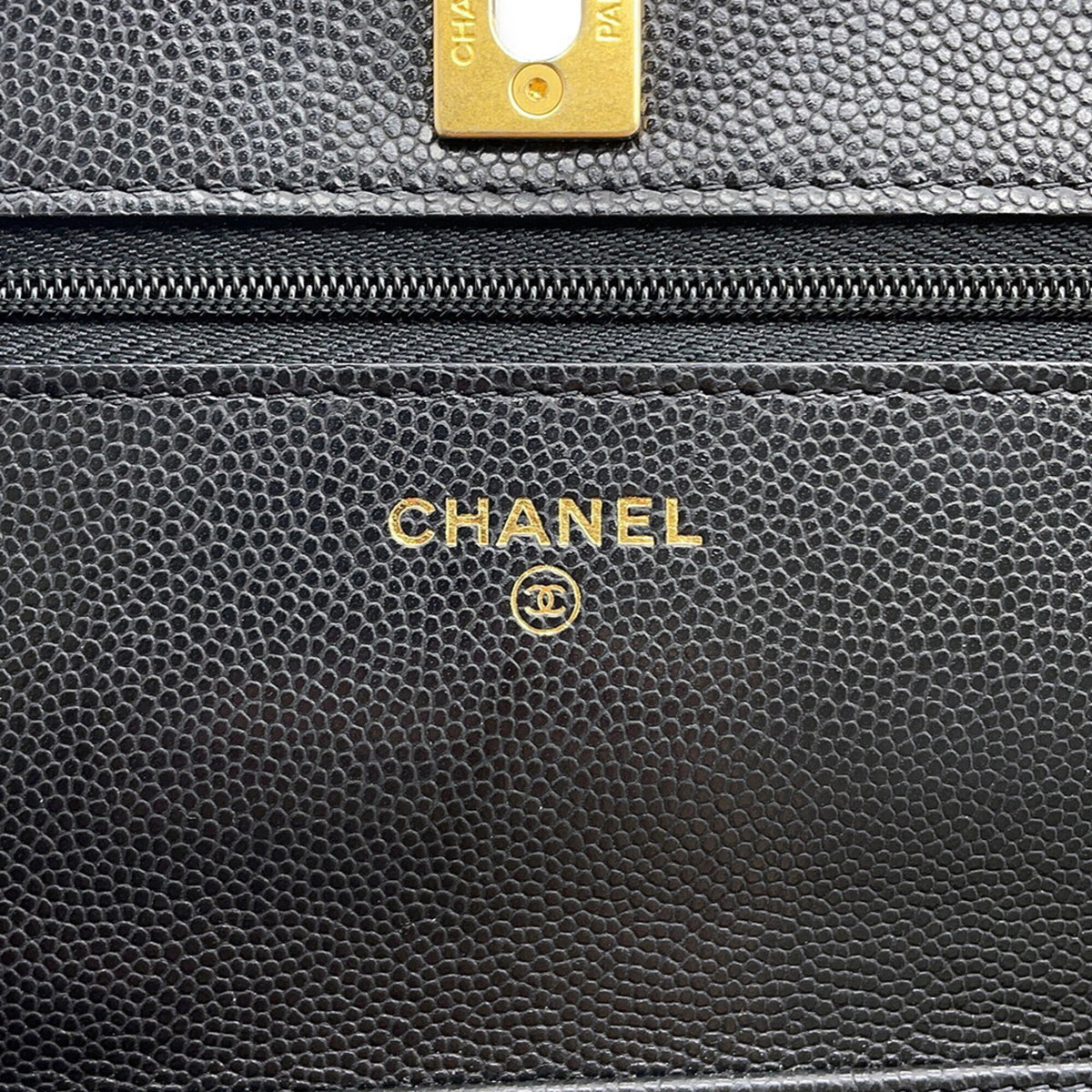 Chanel Black Grained Calfskin Chain/Shoulder Wallet (Pre-Owned)