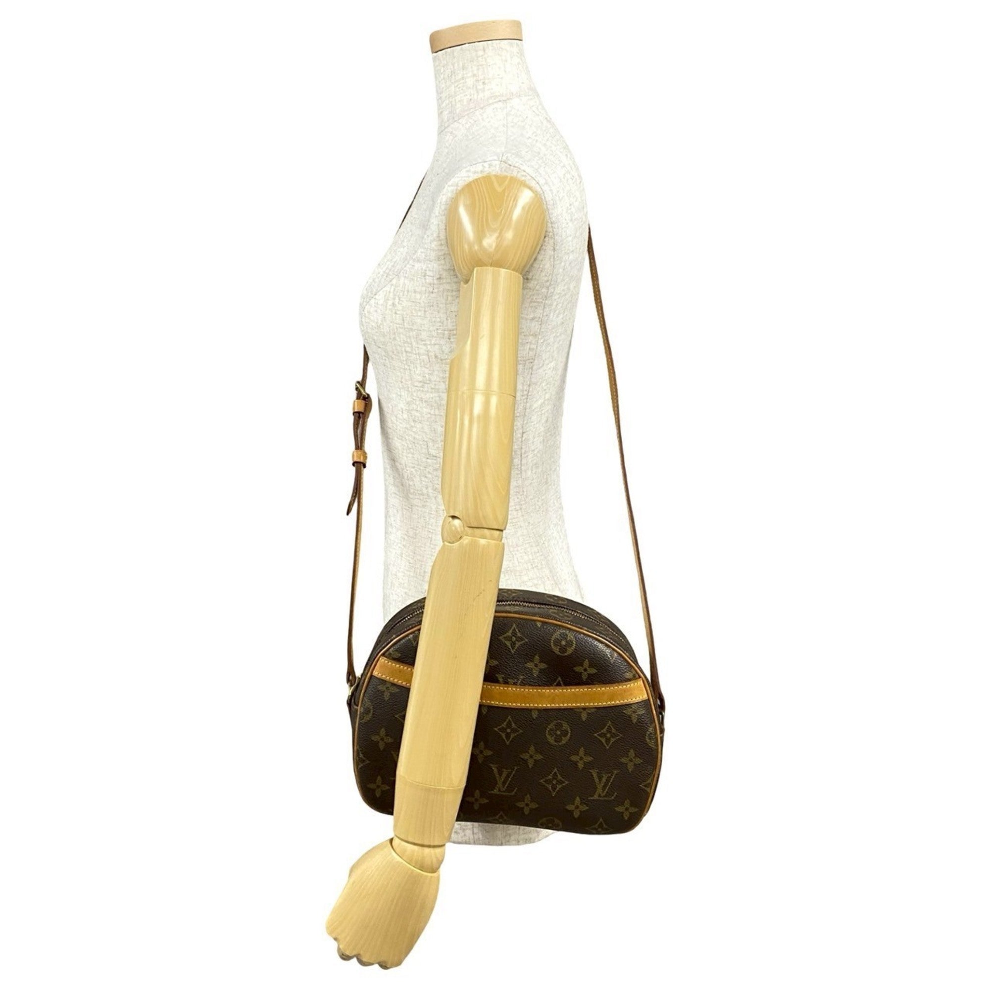 Louis Vuitton Brown Leather Pvc Pochette Shoulder Bag (Pre-Owned)
