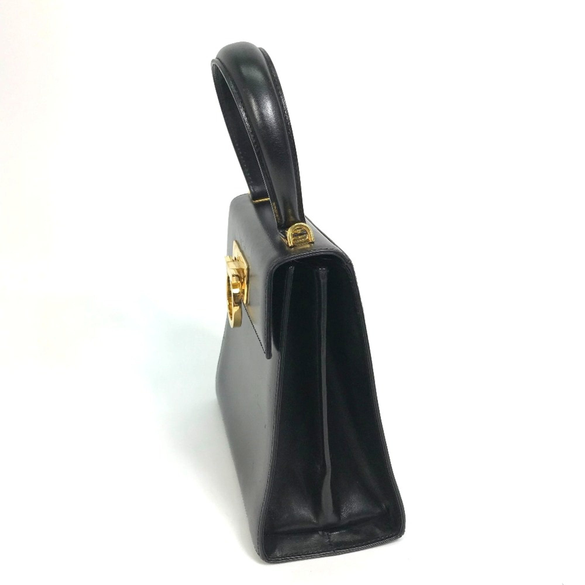 Salvatore Ferragamo Black Leather Shoulder Bag (Pre-Owned)