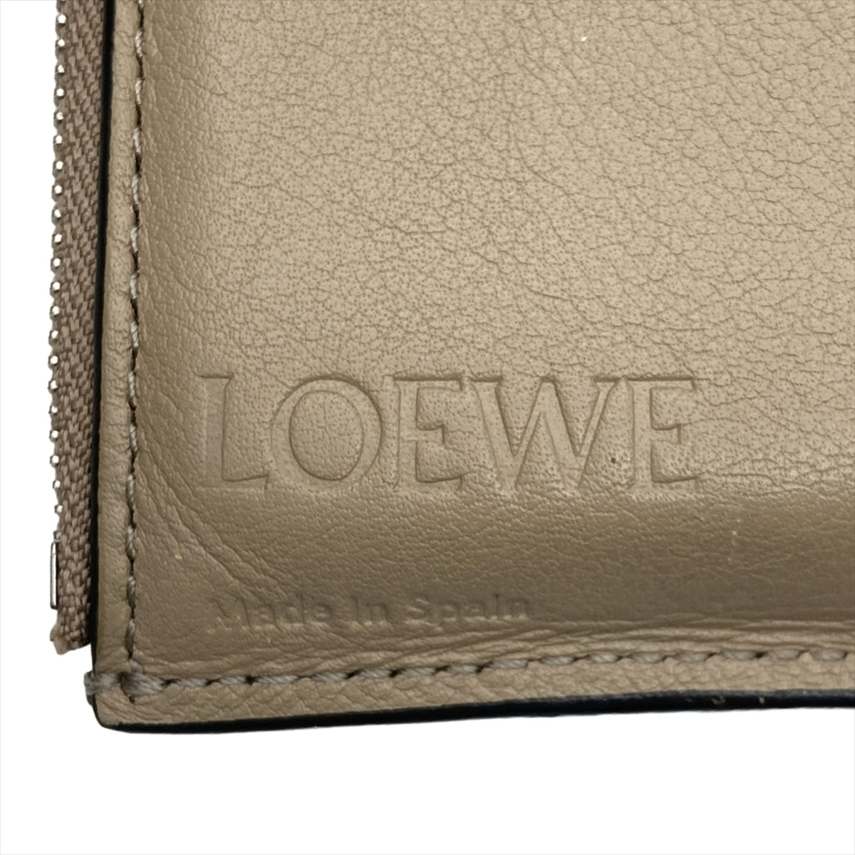 Loewe Beige Leather Wallet (Tri-Fold) (Pre-Owned)