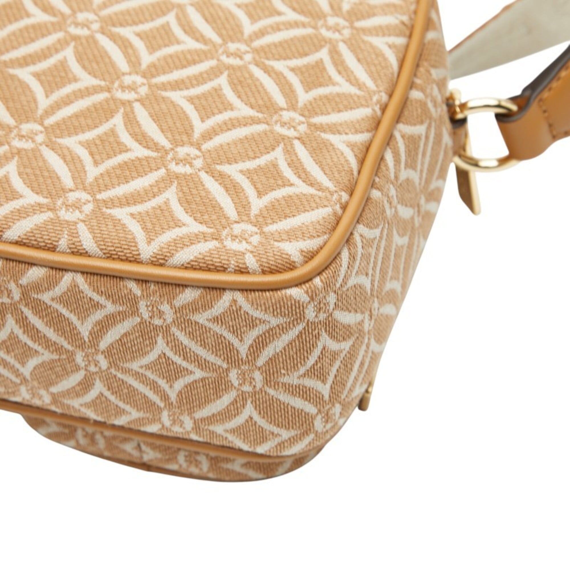 Michael Kors Brown Canvas Leather Pouch Shoulder Bag (Pre-Owned)