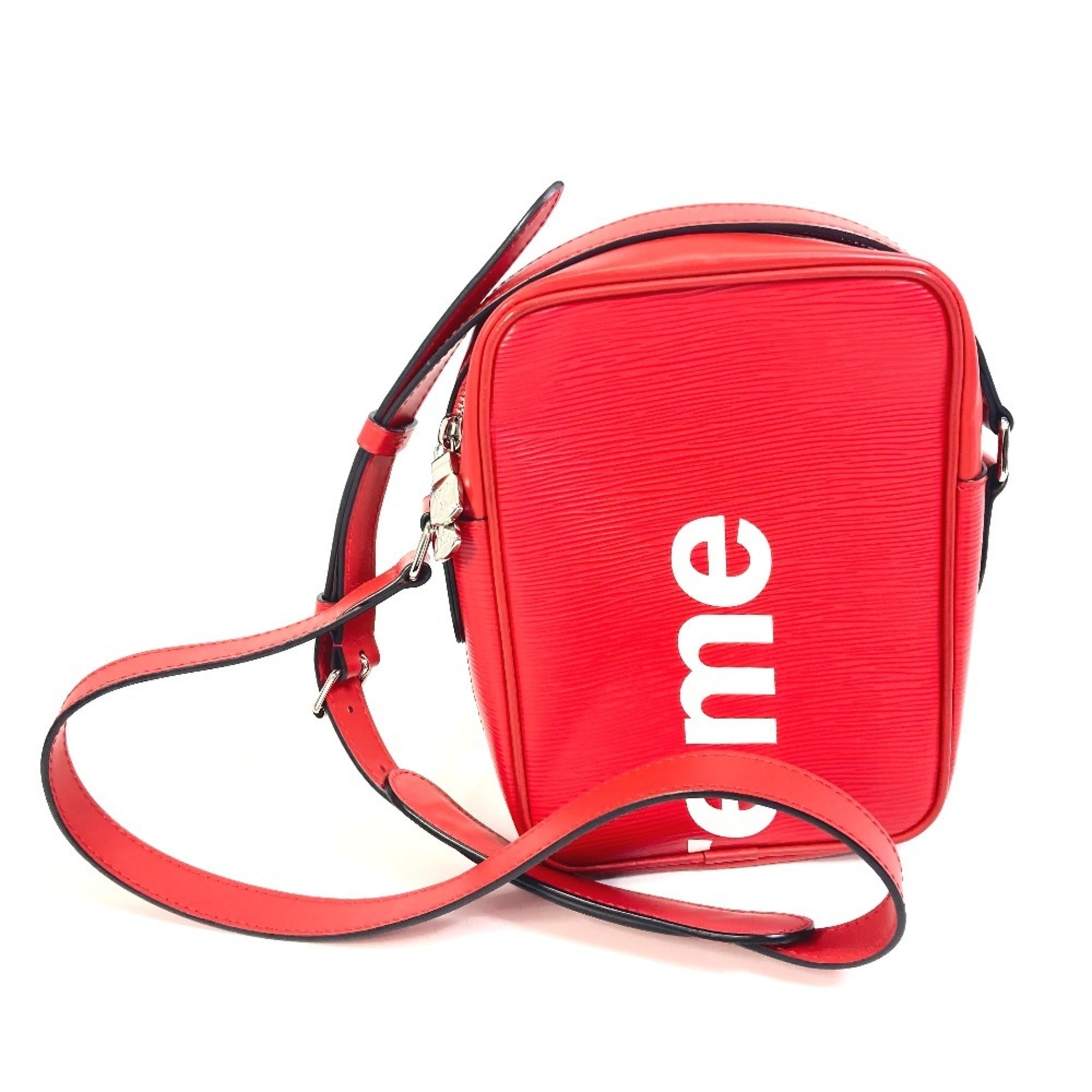 Louis Vuitton Epi Red Color Shoulder Bag (Pre-Owned)